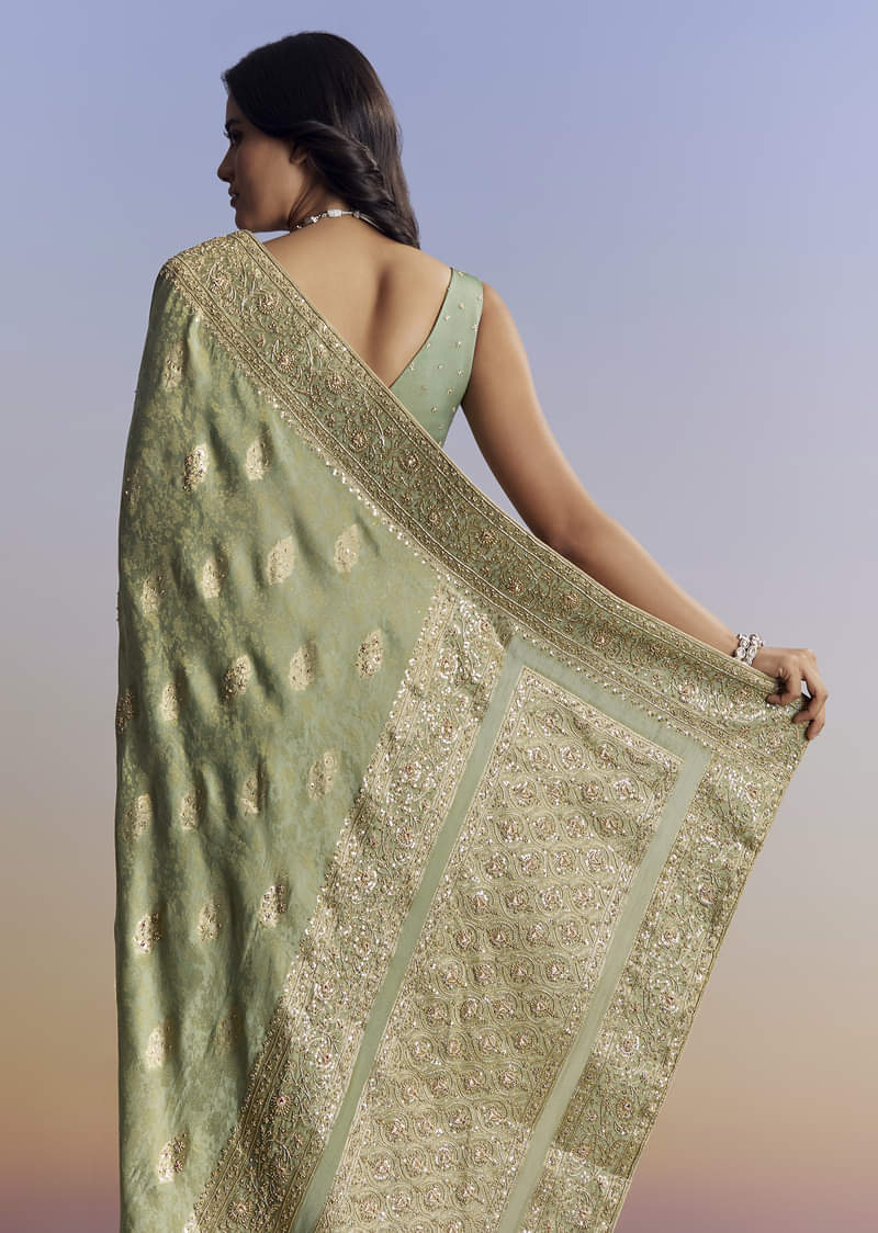 Light Green Jacquard Silk Saree With Zari Woven Embroidery - Image 4