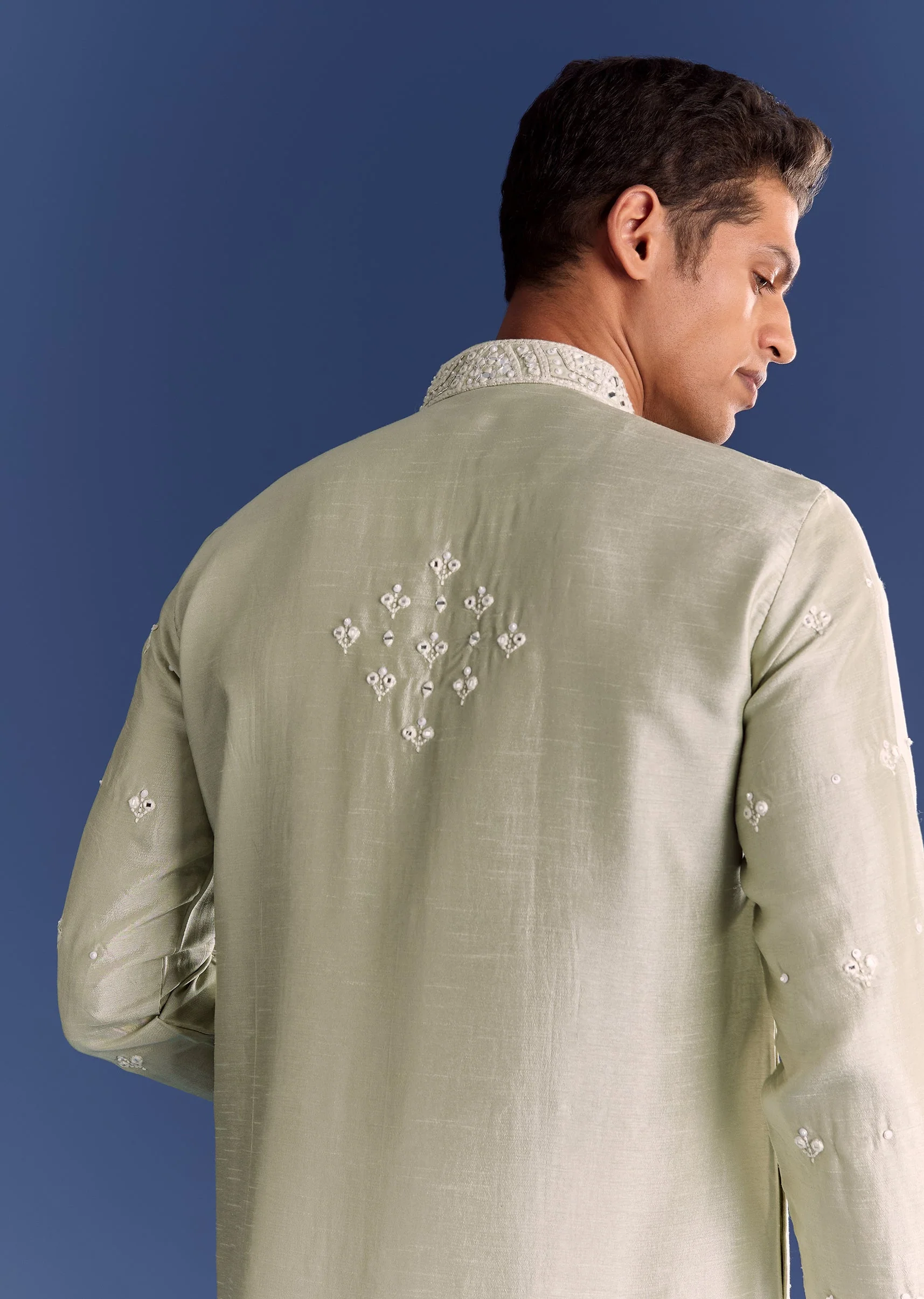 Light Grey Raw Silk Kurta Set With Embroidery - Image 4
