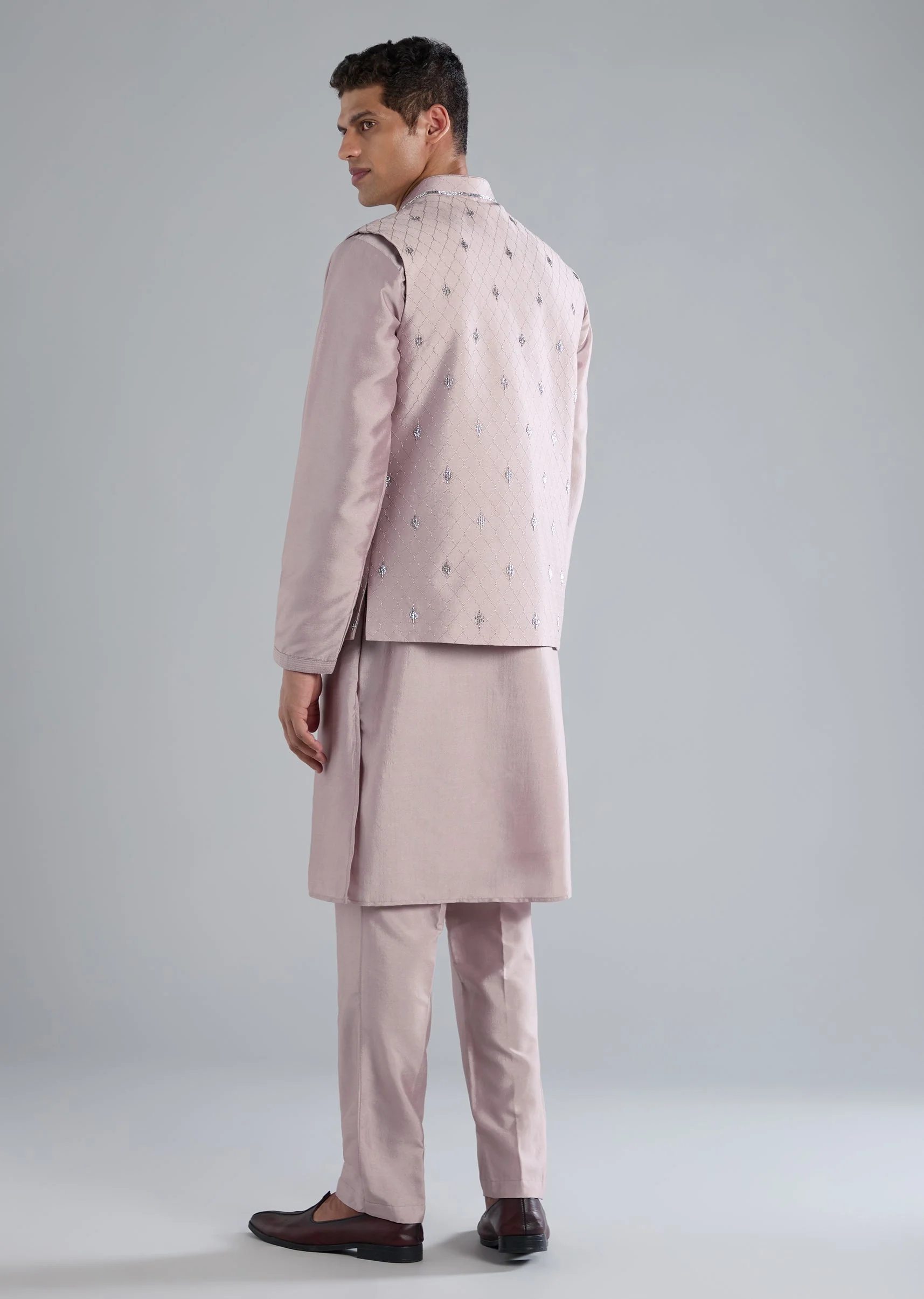 Lilac Kurta Jacket Set With Cut Dana Detailing - Image 5