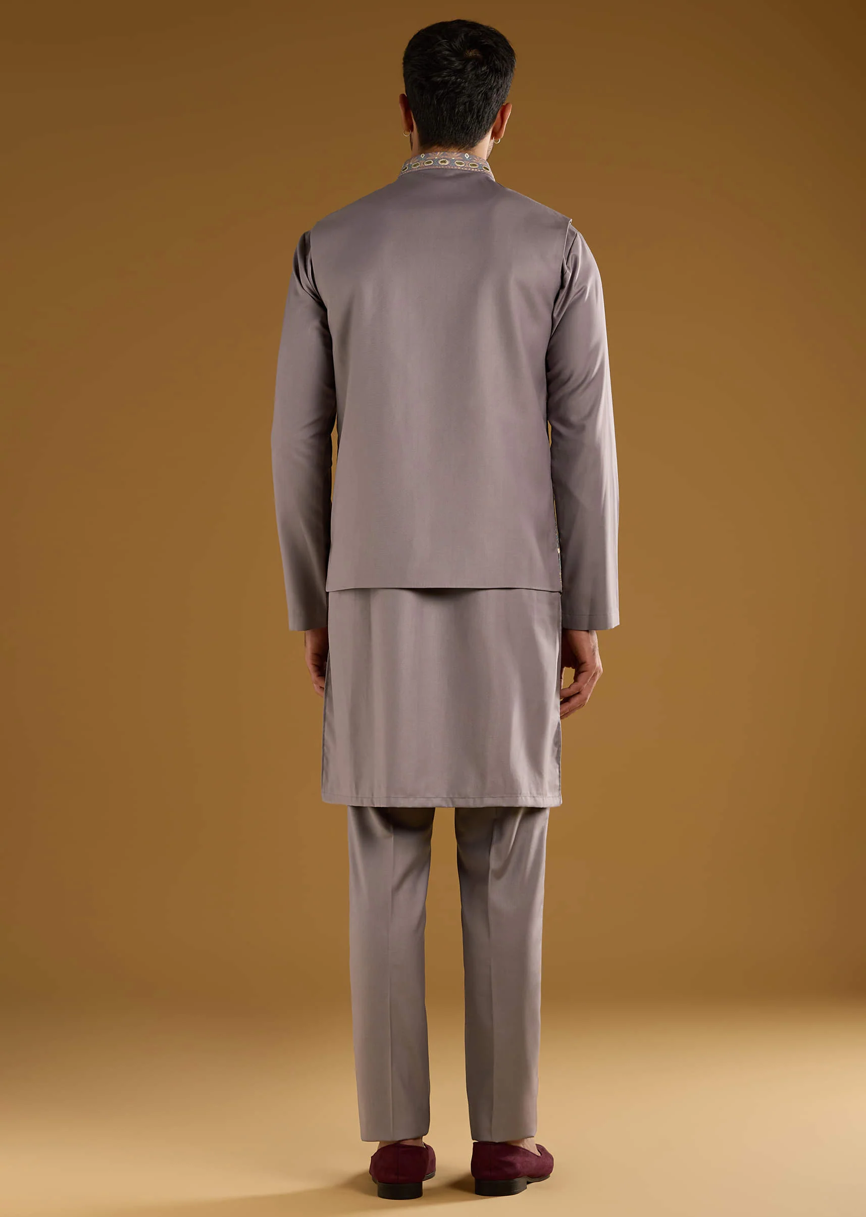 Lilac Rayon Kurta Jacket Set For Men With Resham And Gota Work - Image 5