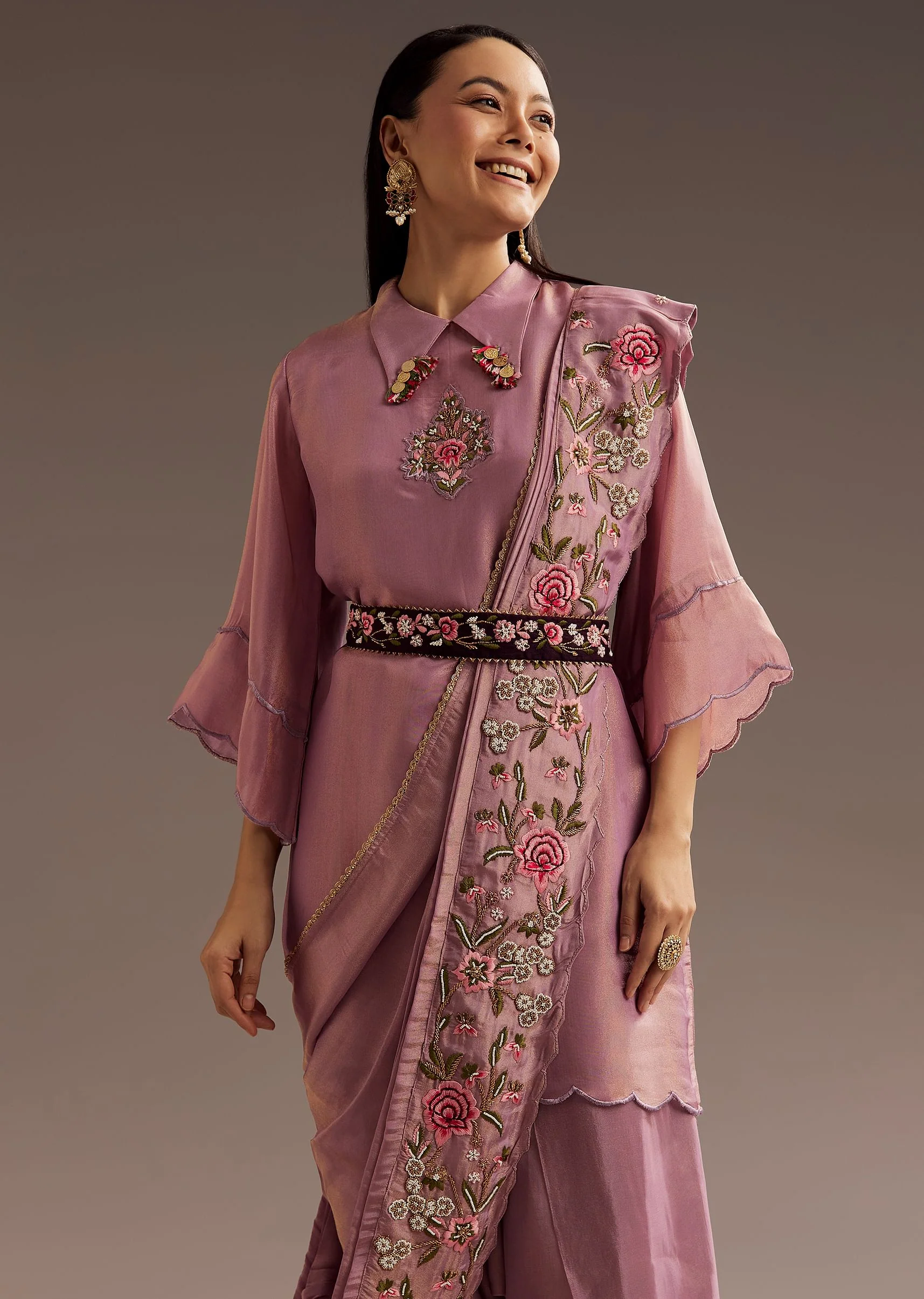 Lilac Zardosi Motif Kurta Dupatta Belt Set - Image 4