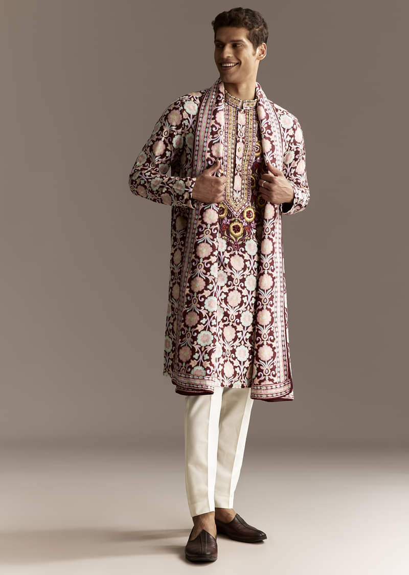 Maroon Dupatta Kurta Set - Image 4