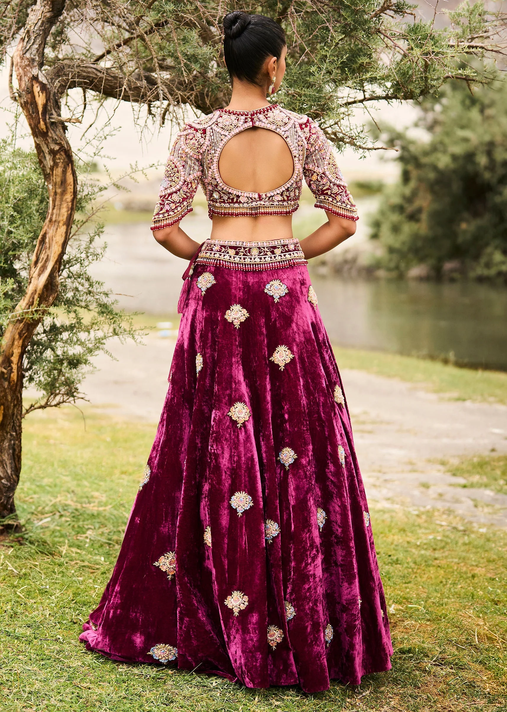 Maroon Embroidered Velvet Lehenga And Blouse With Dupatta - Image 7