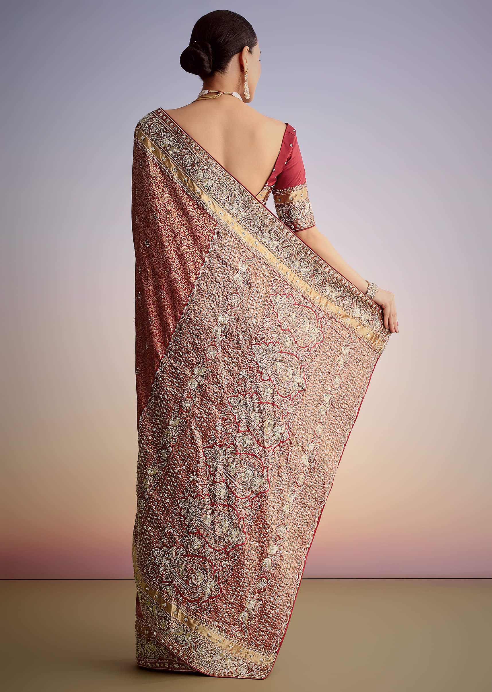 Maroon Jacquard Silk Saree With Heavy Embroidered Border And Pallu - Image 7