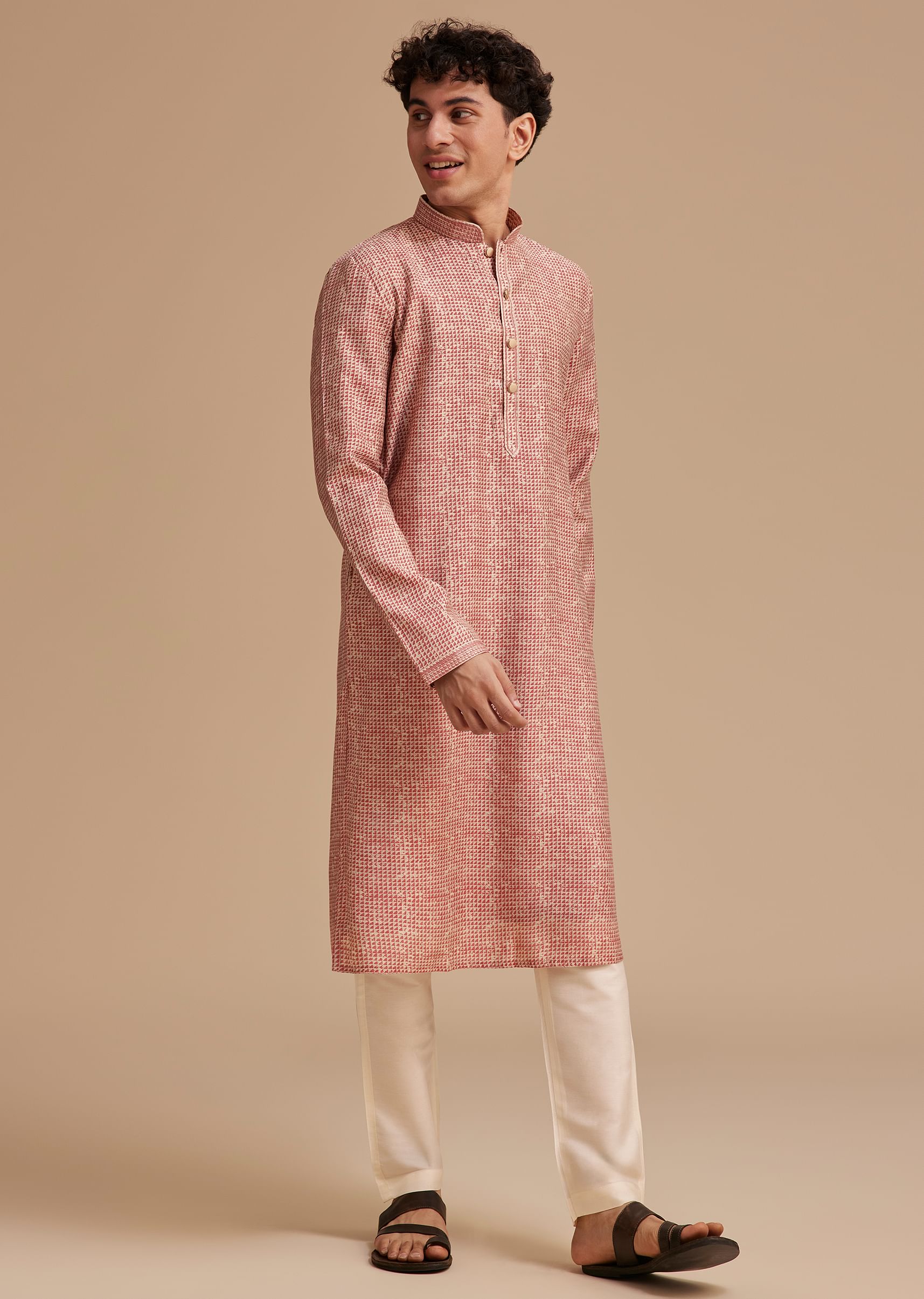 Maroon Muslin Abstract Printed Kurta Set - Image 3