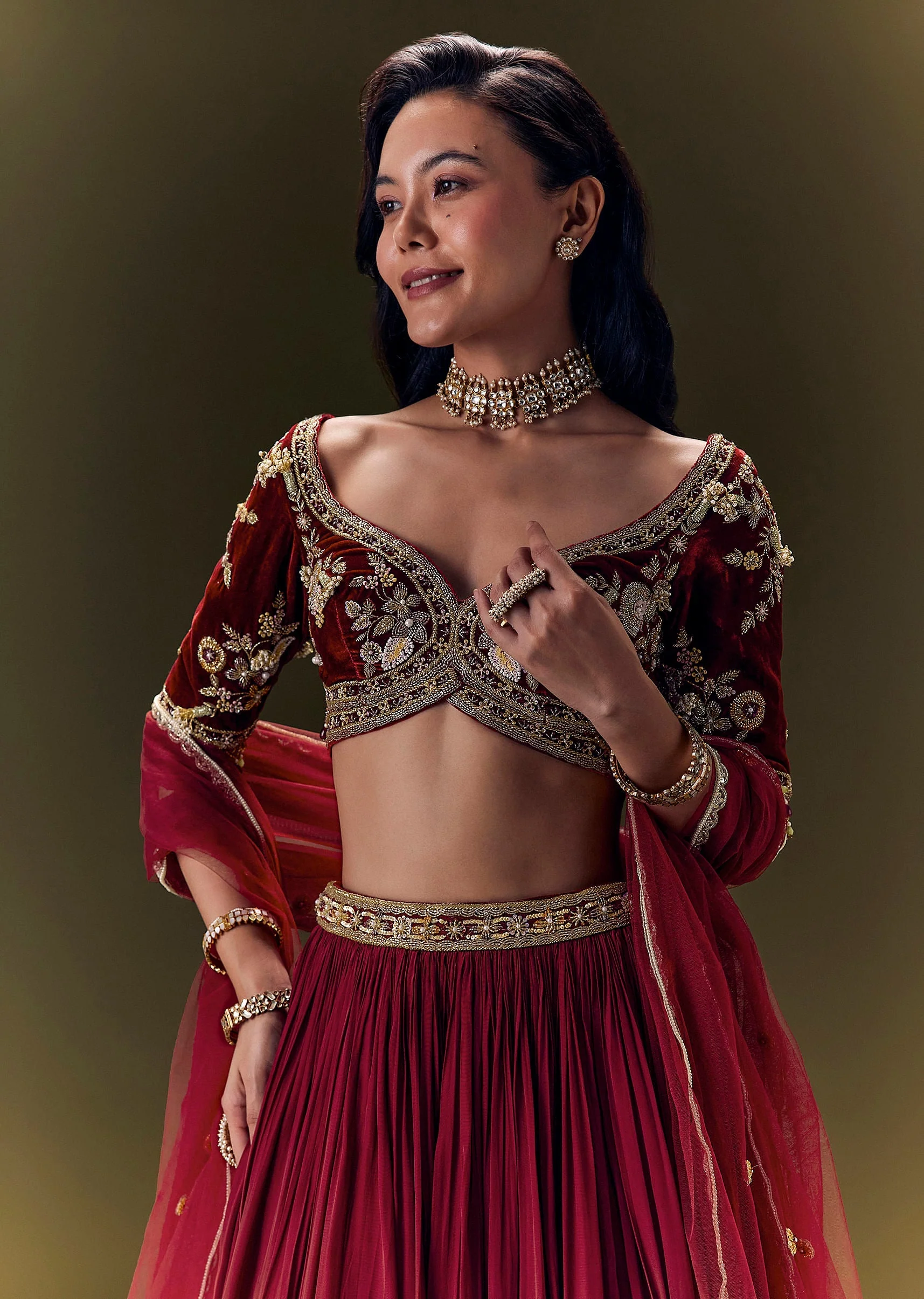 Maroon Pleated Skirt With Hand Embroidered Velvet Belt And Blouse With Net Dupatta - Image 3