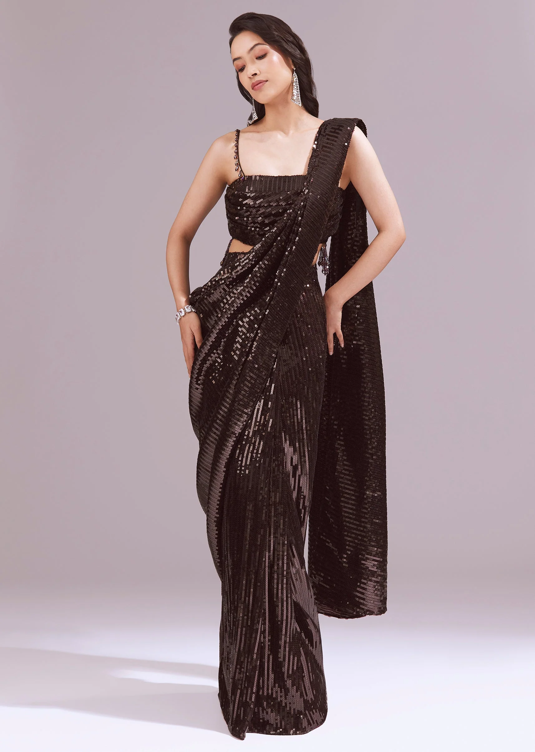 Maroon Ready Pleated Sequin Saree Set - Image 4