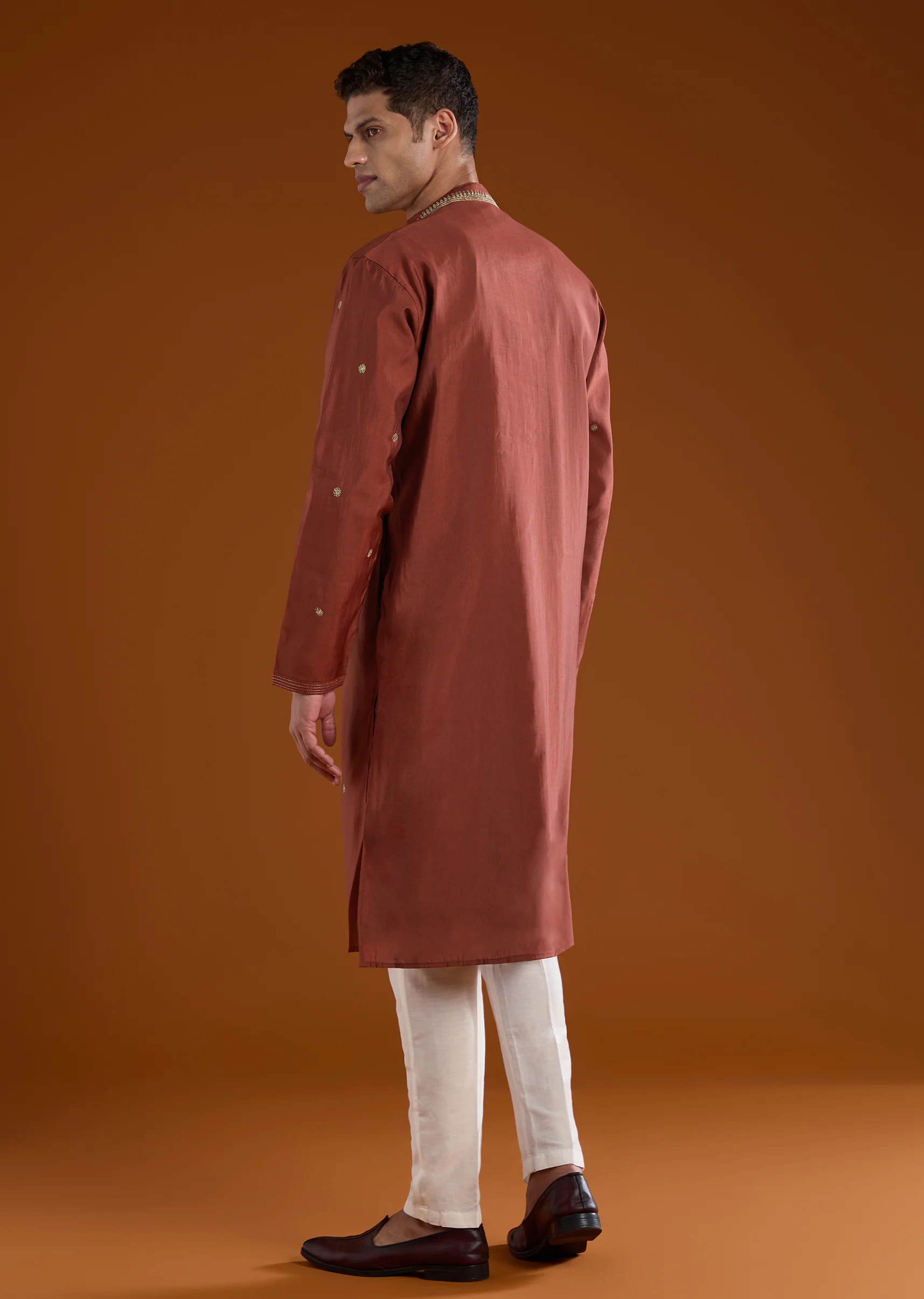 Maroon Red Silk Kurta Set With Thread Detail - Image 5