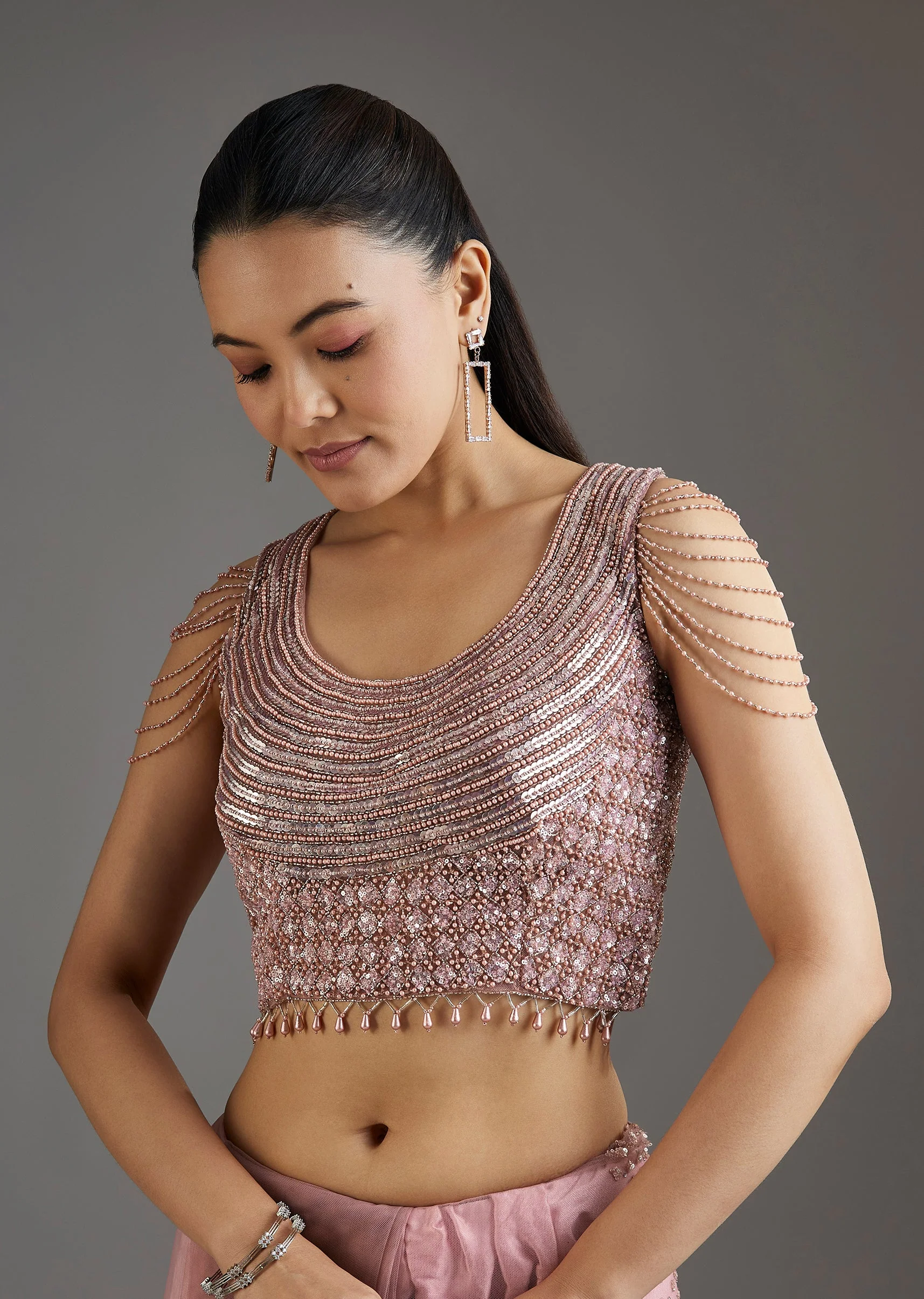Mauve Net Embellished Saree With Sequins Blouse - Image 7