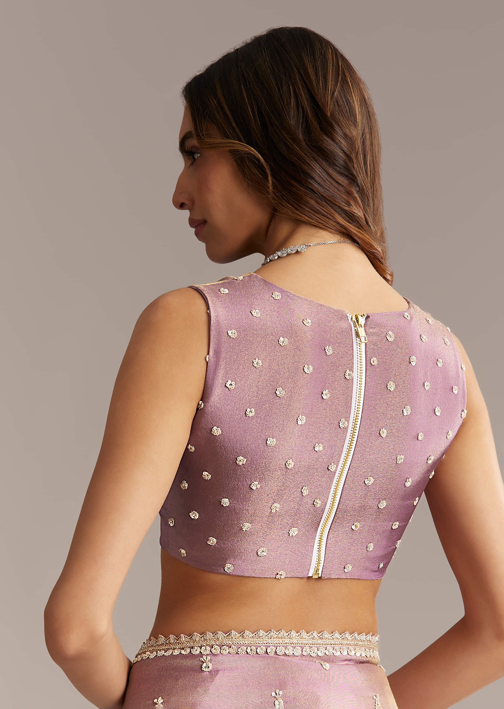 Mauve Tissue Saree With Cutdana And Bead Embroidery - Image 7
