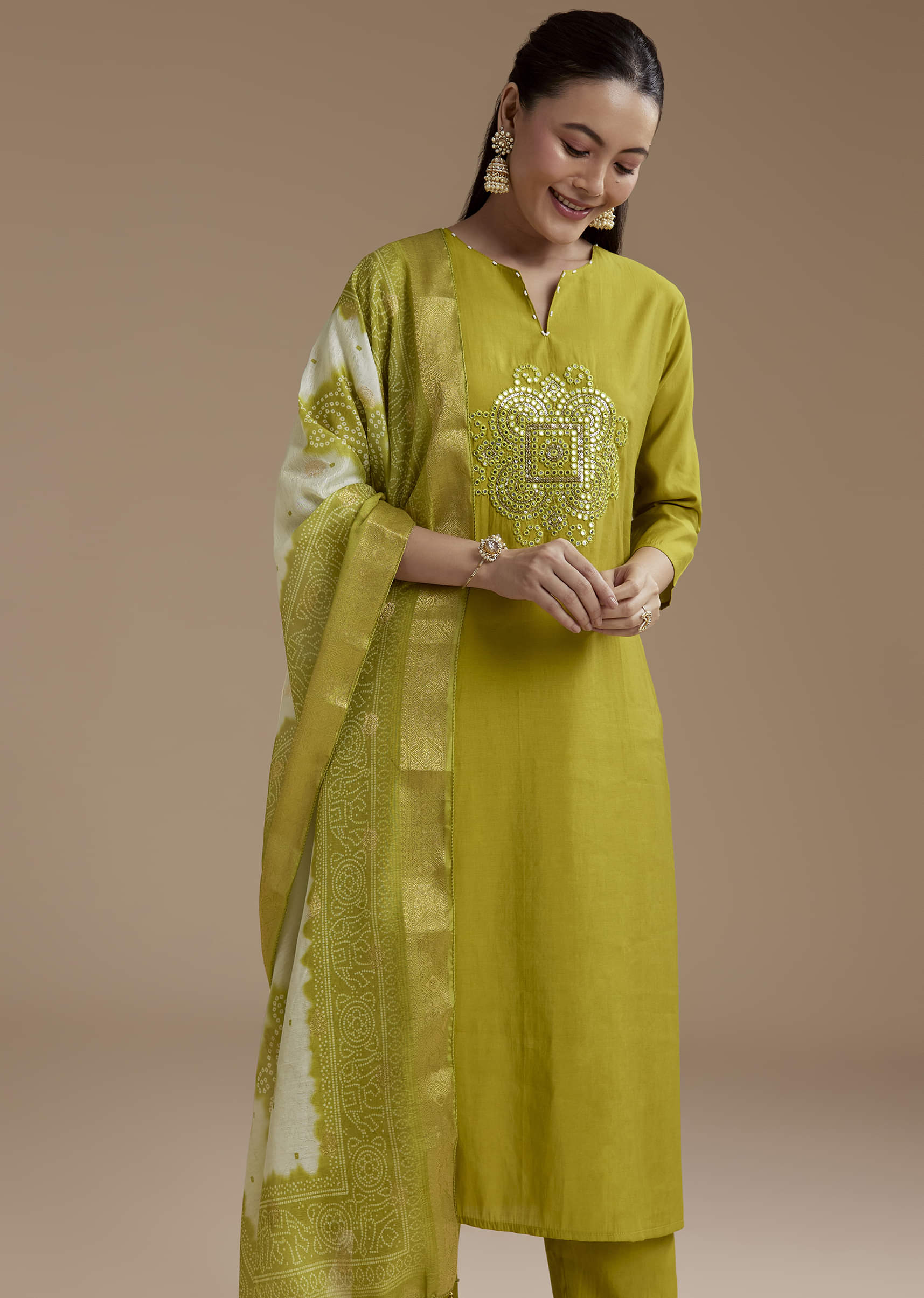 Mehendi Green Cotton Silk Kurta Set with Foil Mirror - Image 4
