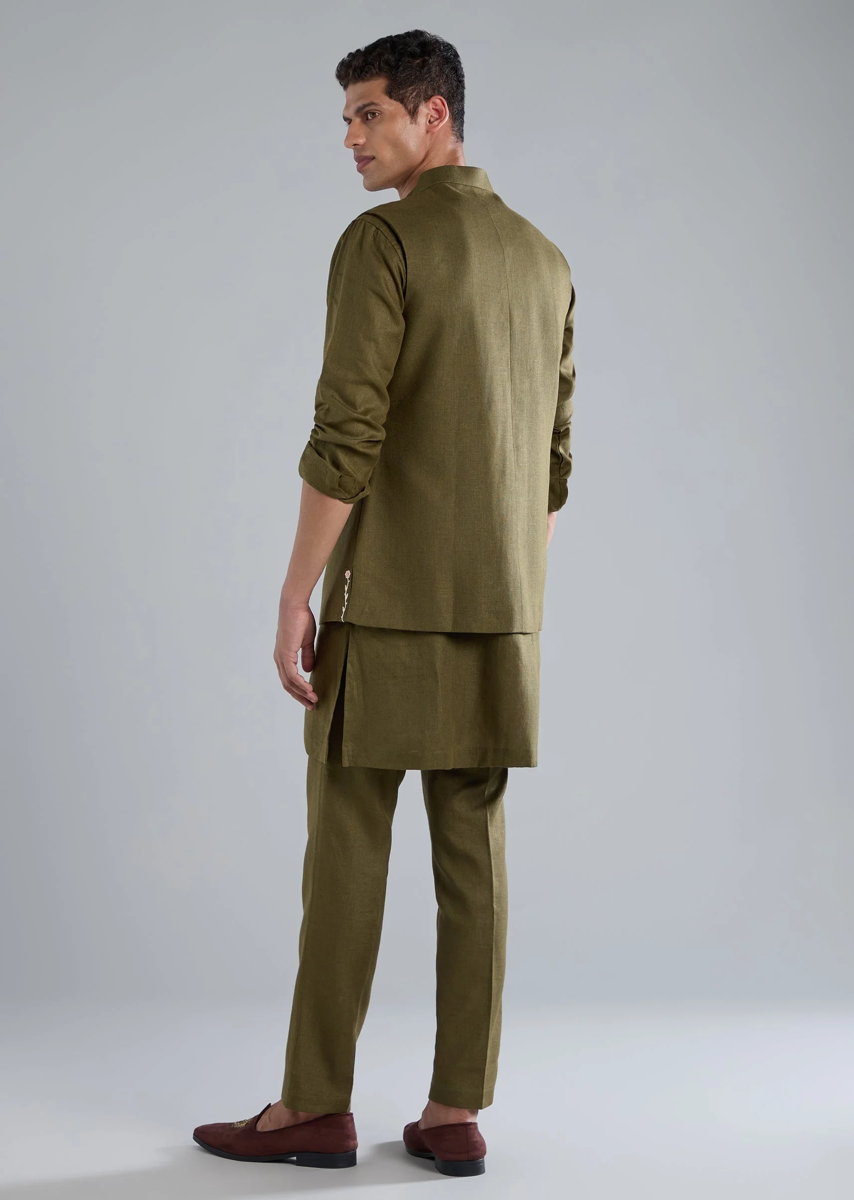 Mehendi Green Kurta Jacket Set With Thread Resham Work - Image 5