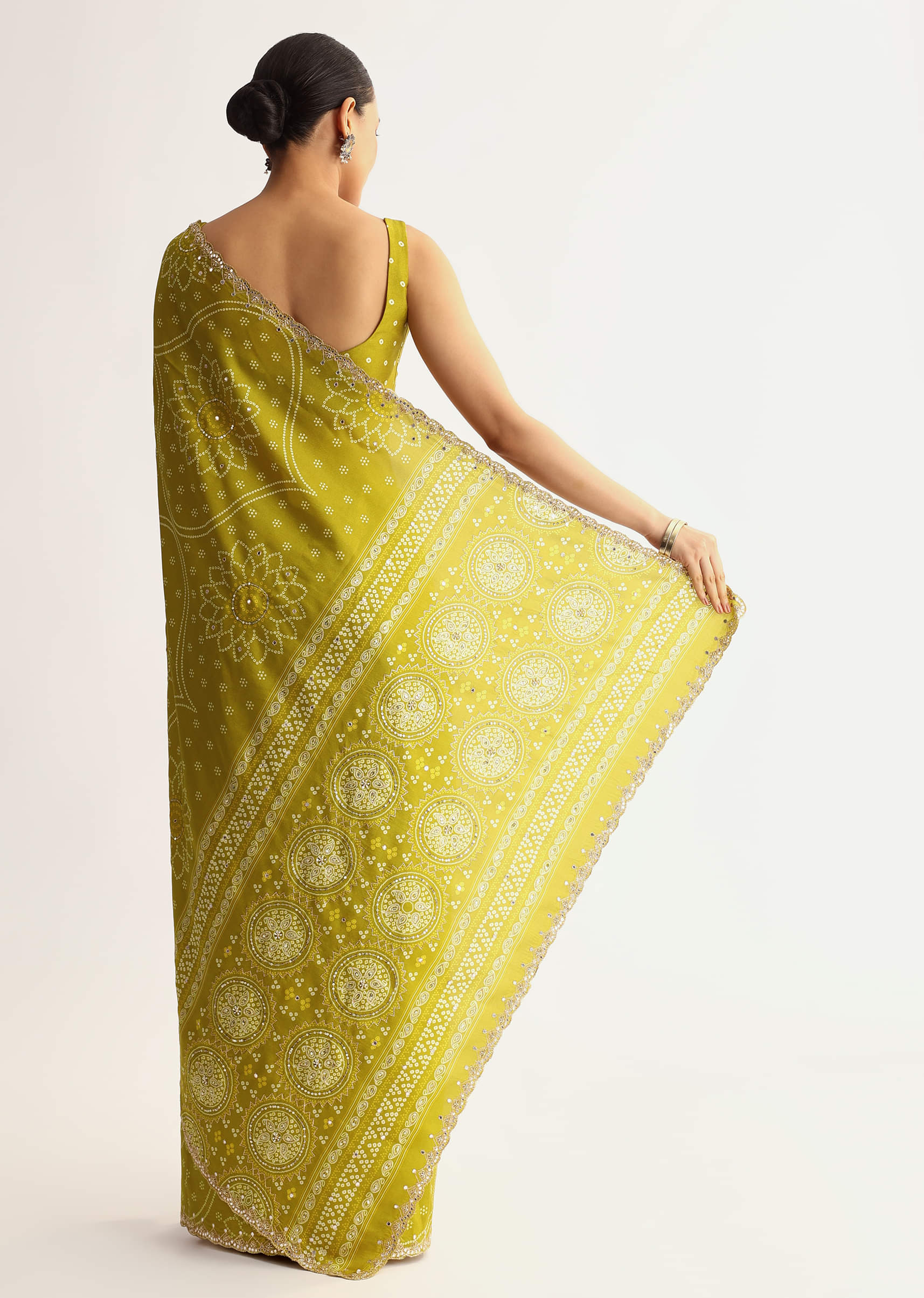 Mehendi Green Patola Printed Georgette Saree With Scallop Border - Image 6