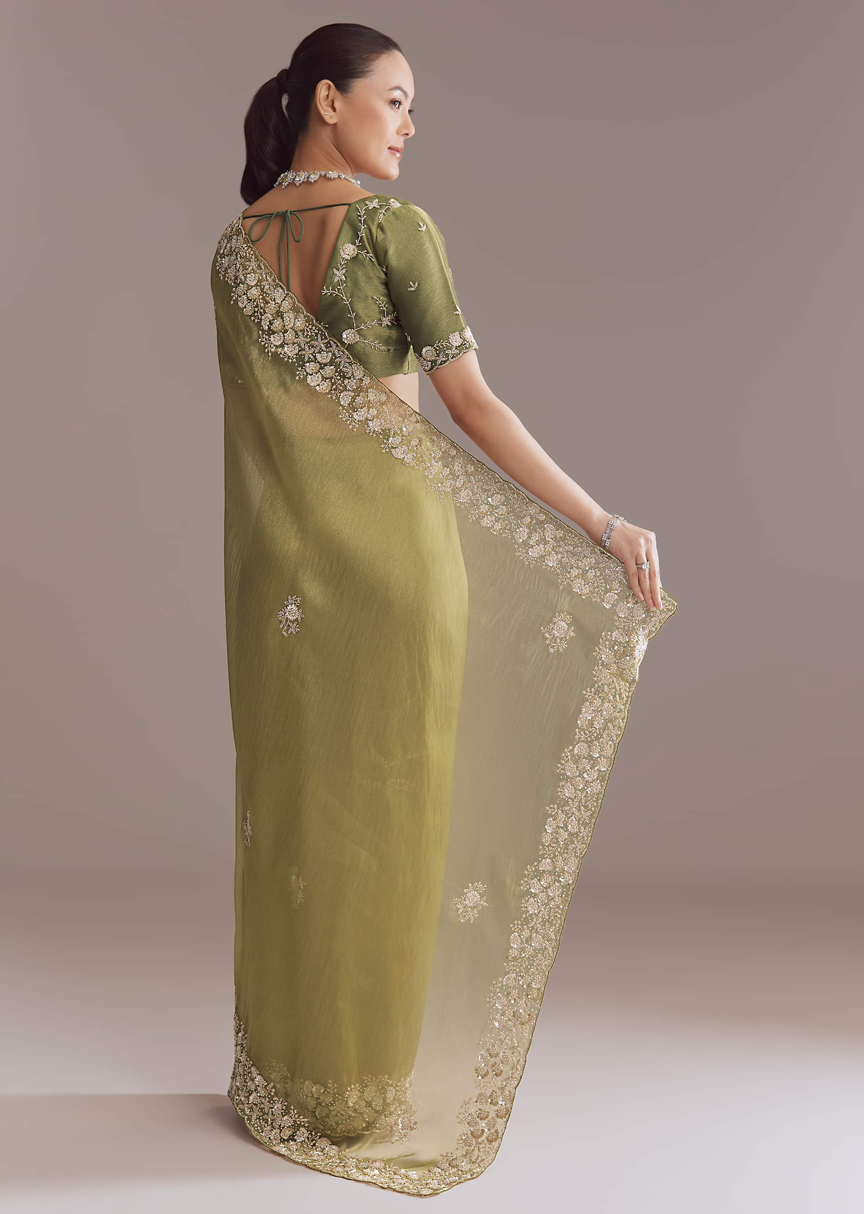 Mehendi Green Tissue Saree With Heavy Floral Embroidery - Image 3