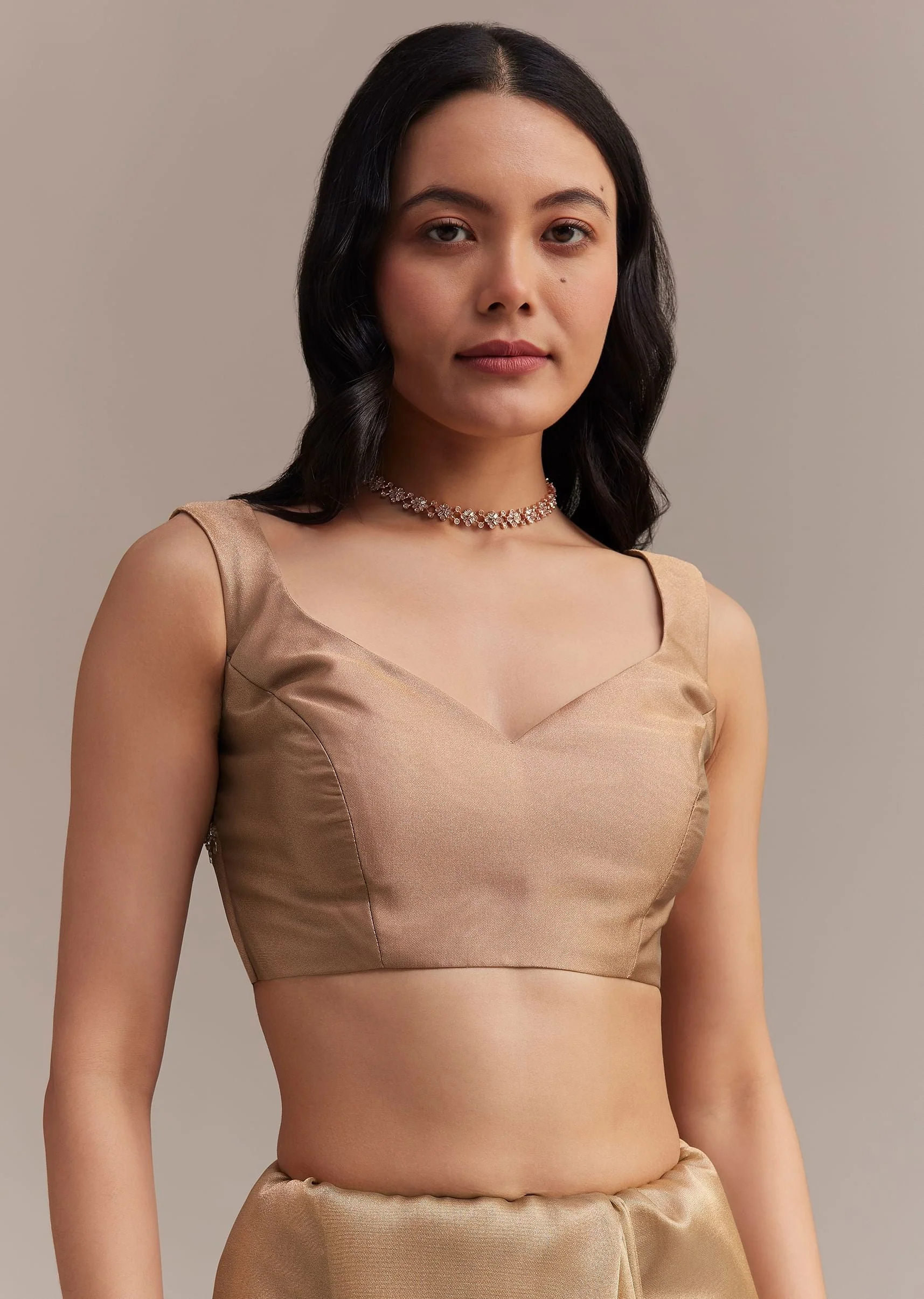 Metallic Gold Organza Tissue Saree With Cutdana And Bead Embroidery - Image 7