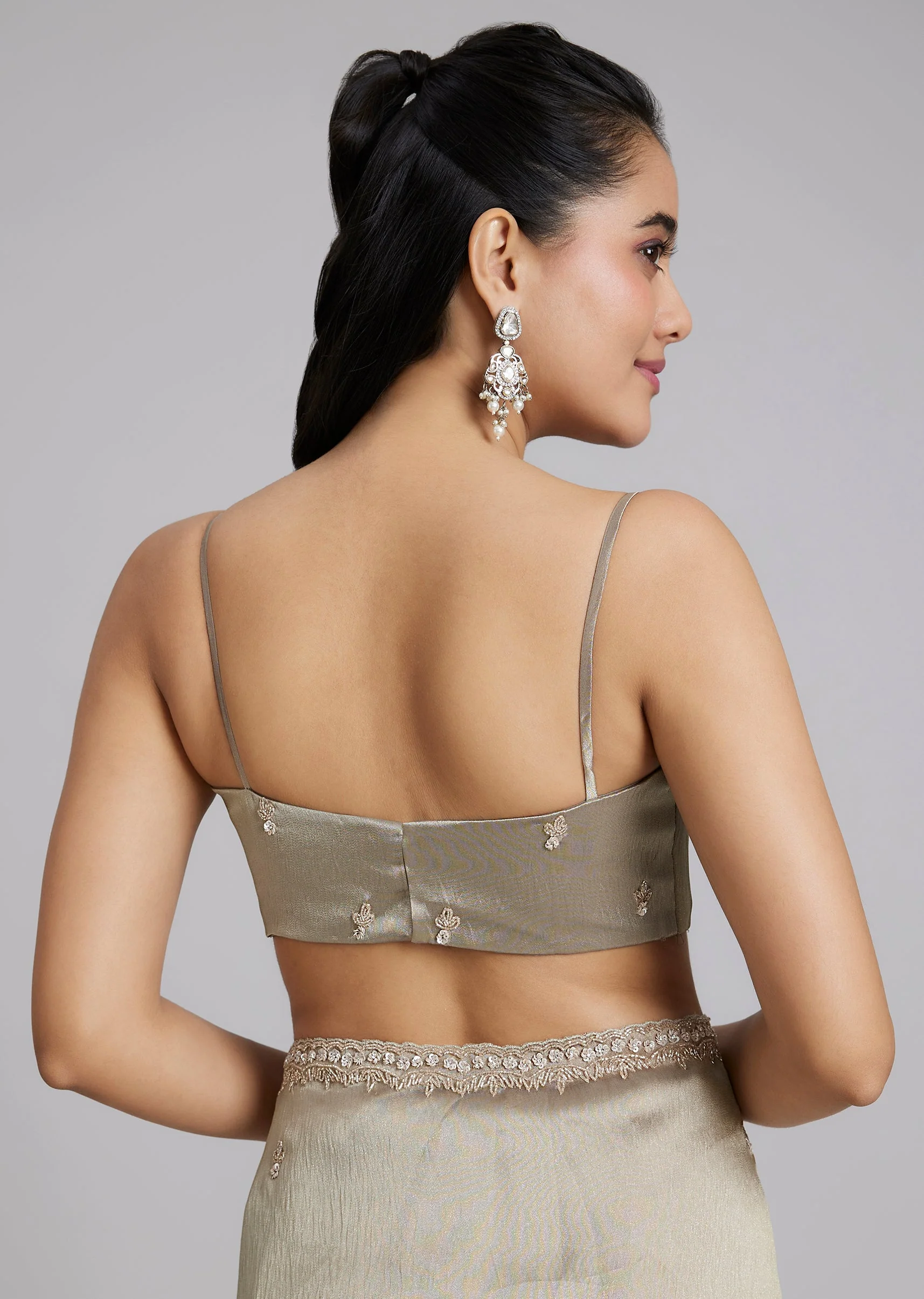 Metallic Grey Tissue Silk Saree With Minimal Butti Work And Heavy Pallu End Border - Image 8