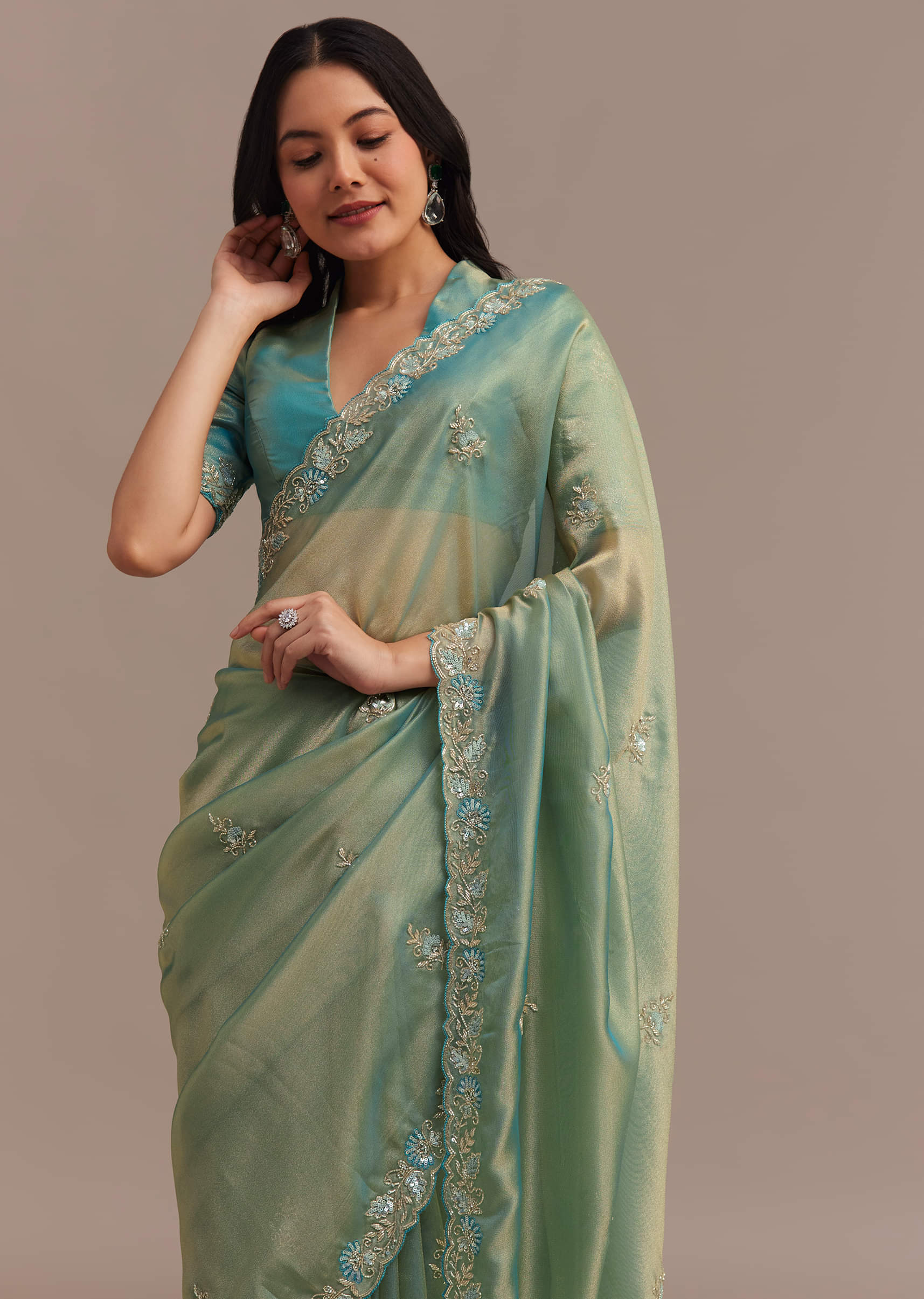 Metallic Sea Green Tissue Organza Saree With Embroidered Border - Image 5