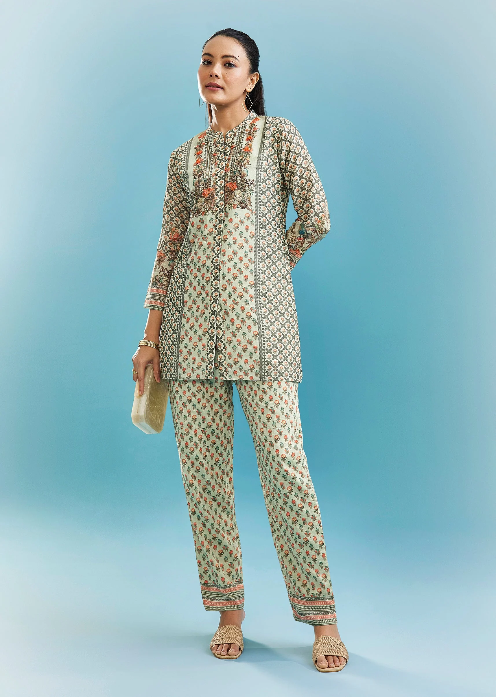 Mint Green Floral Co-ord Set With Cut Dana And Sequins Work - Image 3