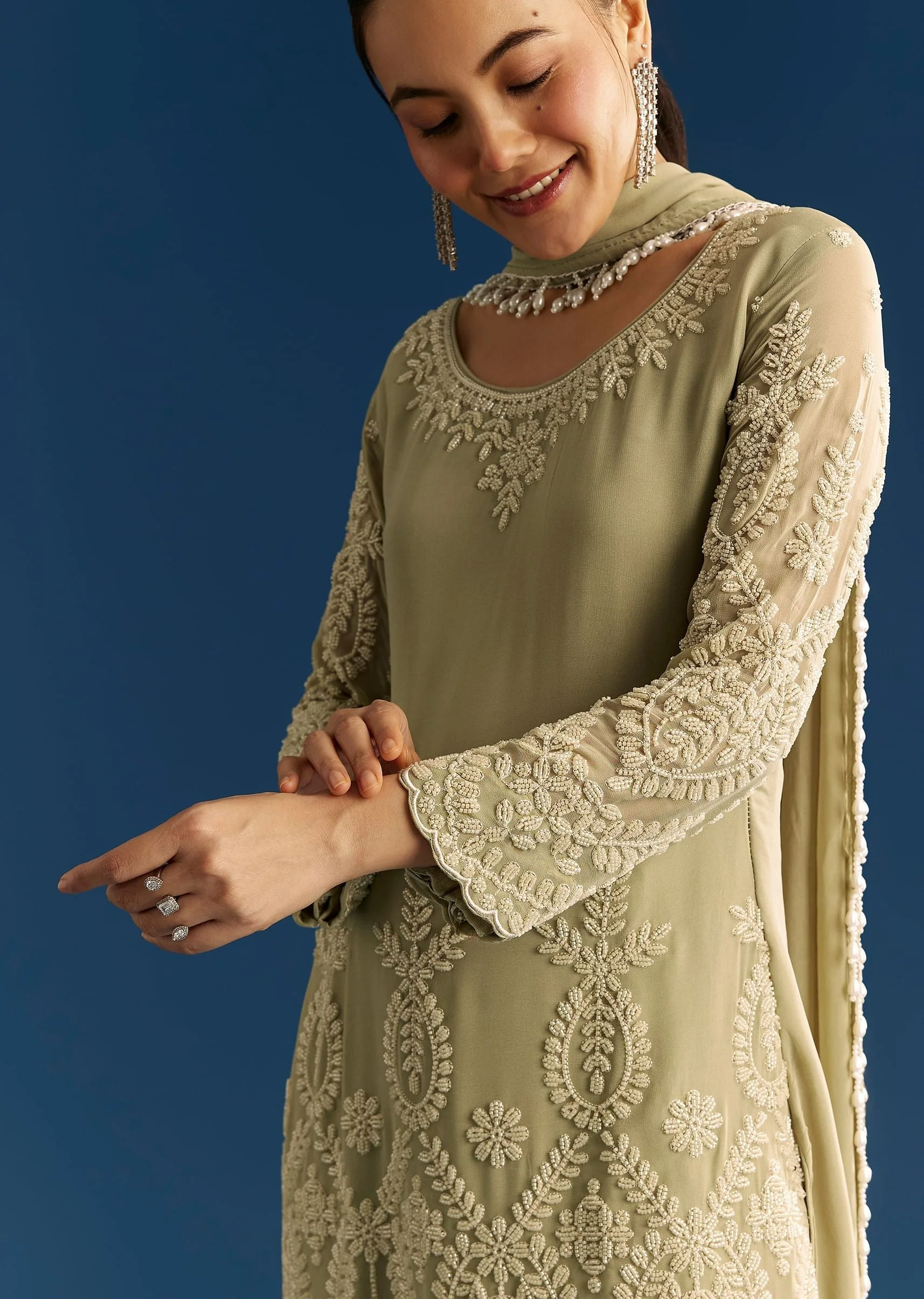 Mint Green Georgette Kurta Set With Beaded Tassel Dupatta - Image 3