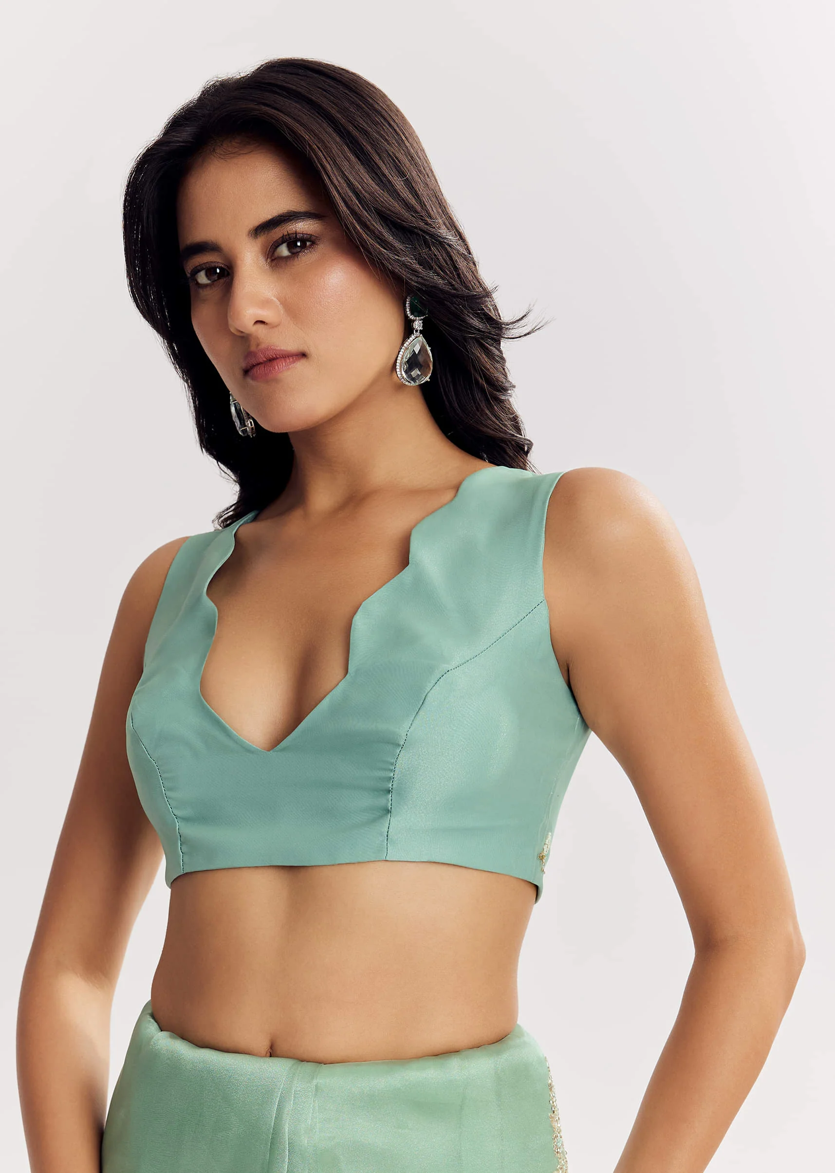 Mint Green Glass Tissue Saree With Cutdana And Sequins Embroidery - Image 7