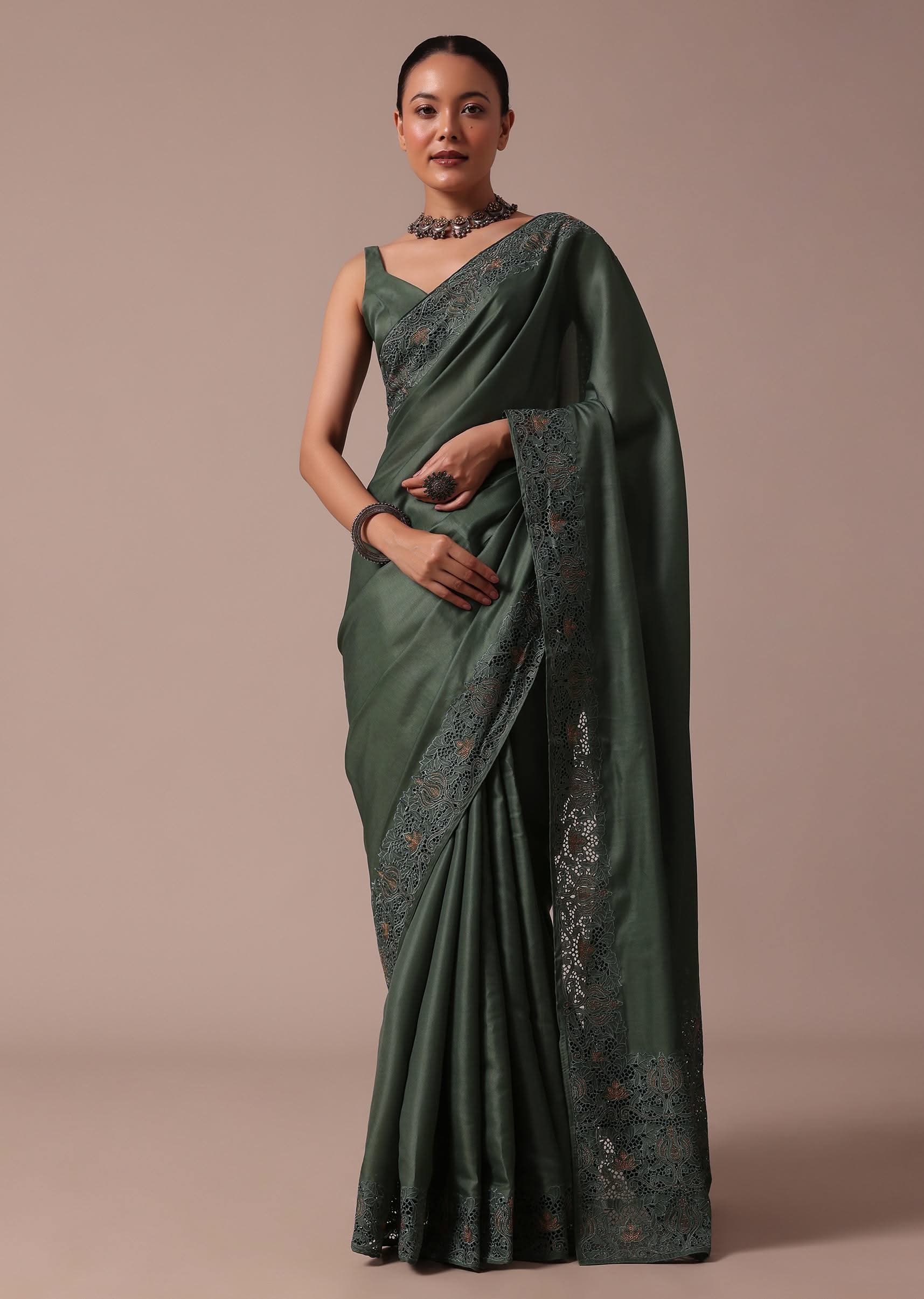 Moss Green Tussar Saree With Unstitched Blouse - Image 3