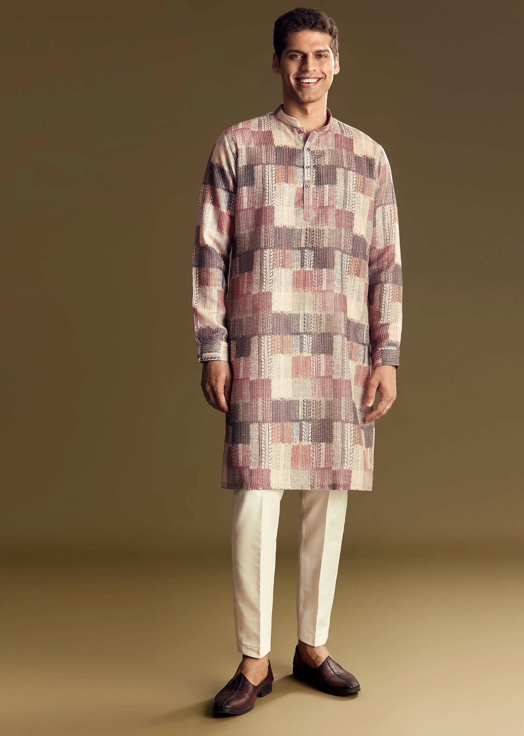 Multi Linen Kurta Set With Artistic Kantha Detailing - Image 4