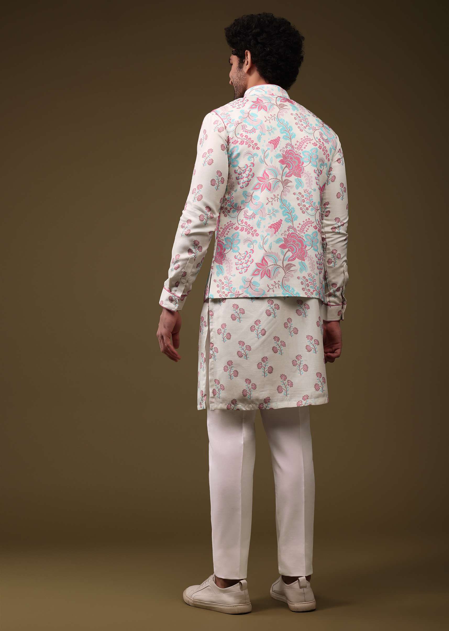 Multicolor Modern Floral Printed Jacket Kurta Set In Silk - Image 5