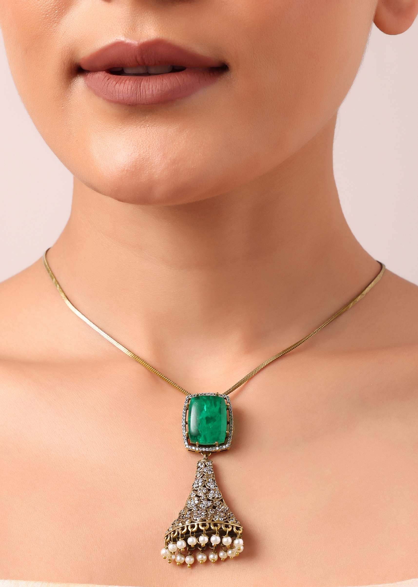 Multicolor Silver Kundan Pendant Necklace Set - Image 4