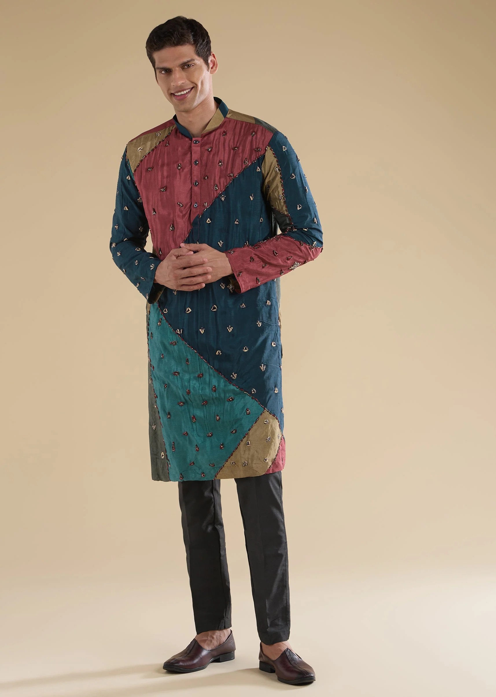 Multicolour Embellished Kurta Set - Image 3