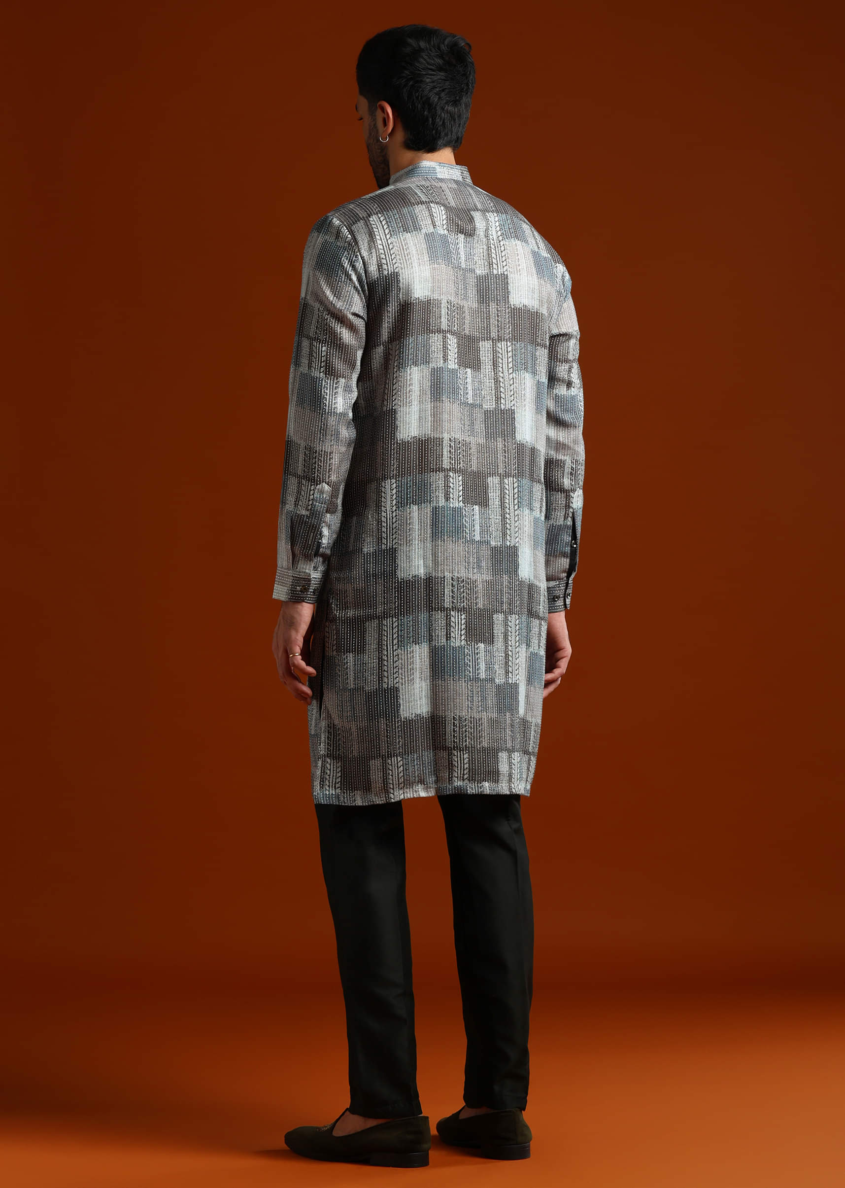 Multicolour Kurta Set For Men With Heavy Kantha Work - Image 5