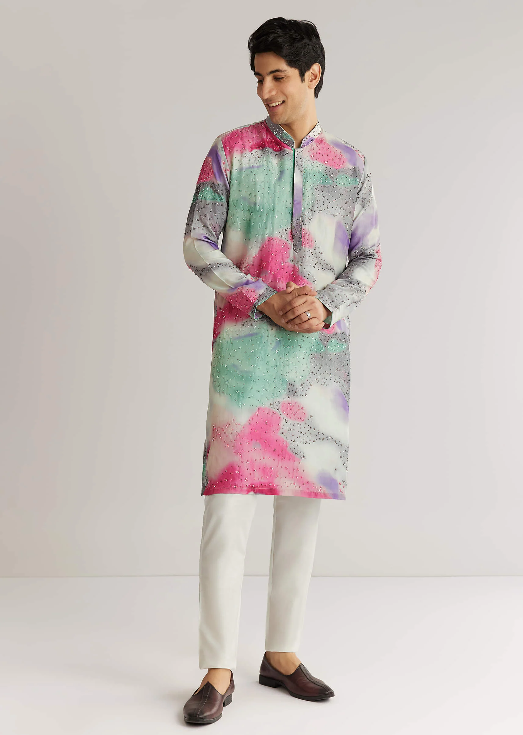 Multicolour Silk Abstract Printed Kurta Set With Sequins - Image 4
