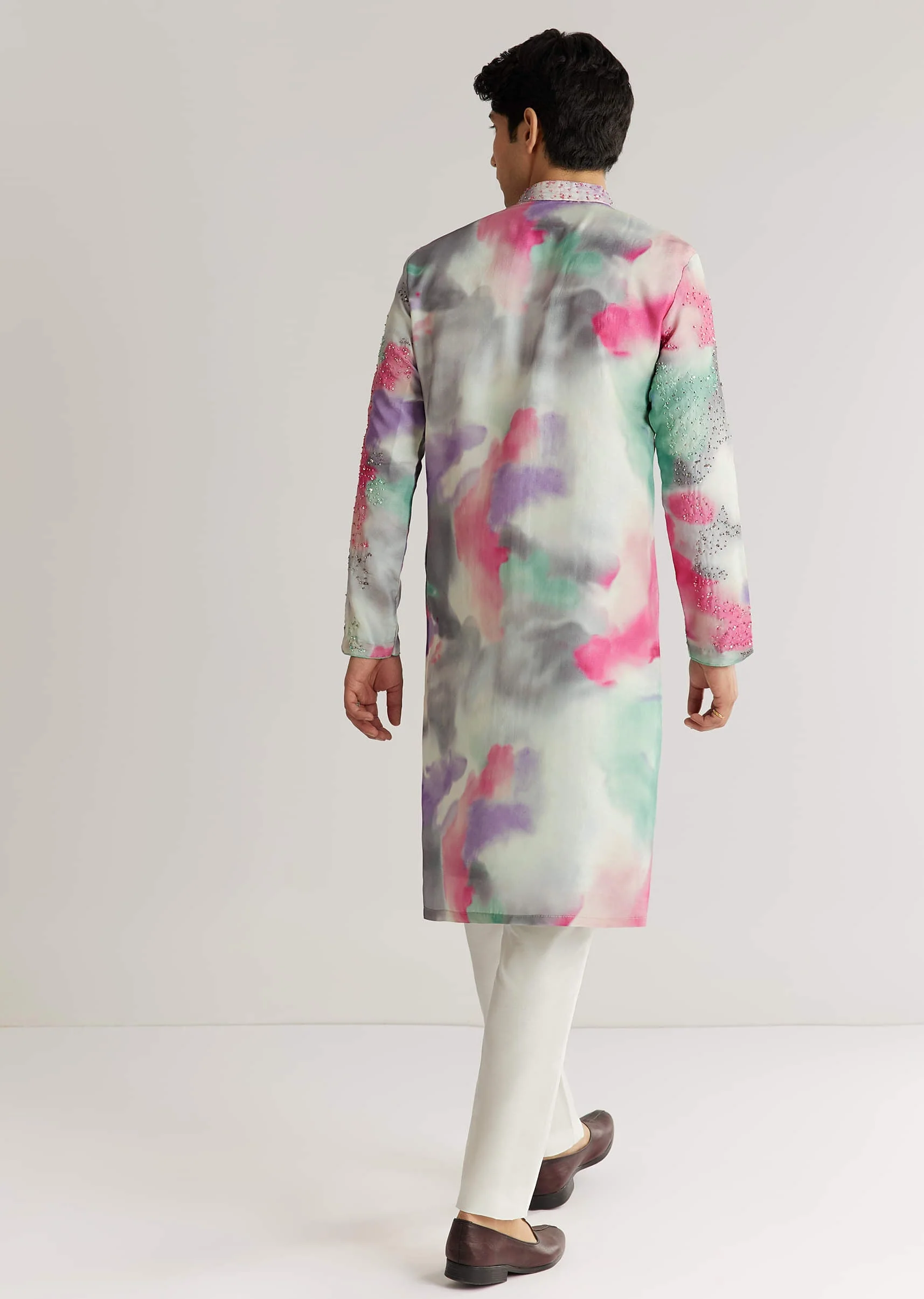 Multicolour Silk Abstract Printed Kurta Set With Sequins - Image 5