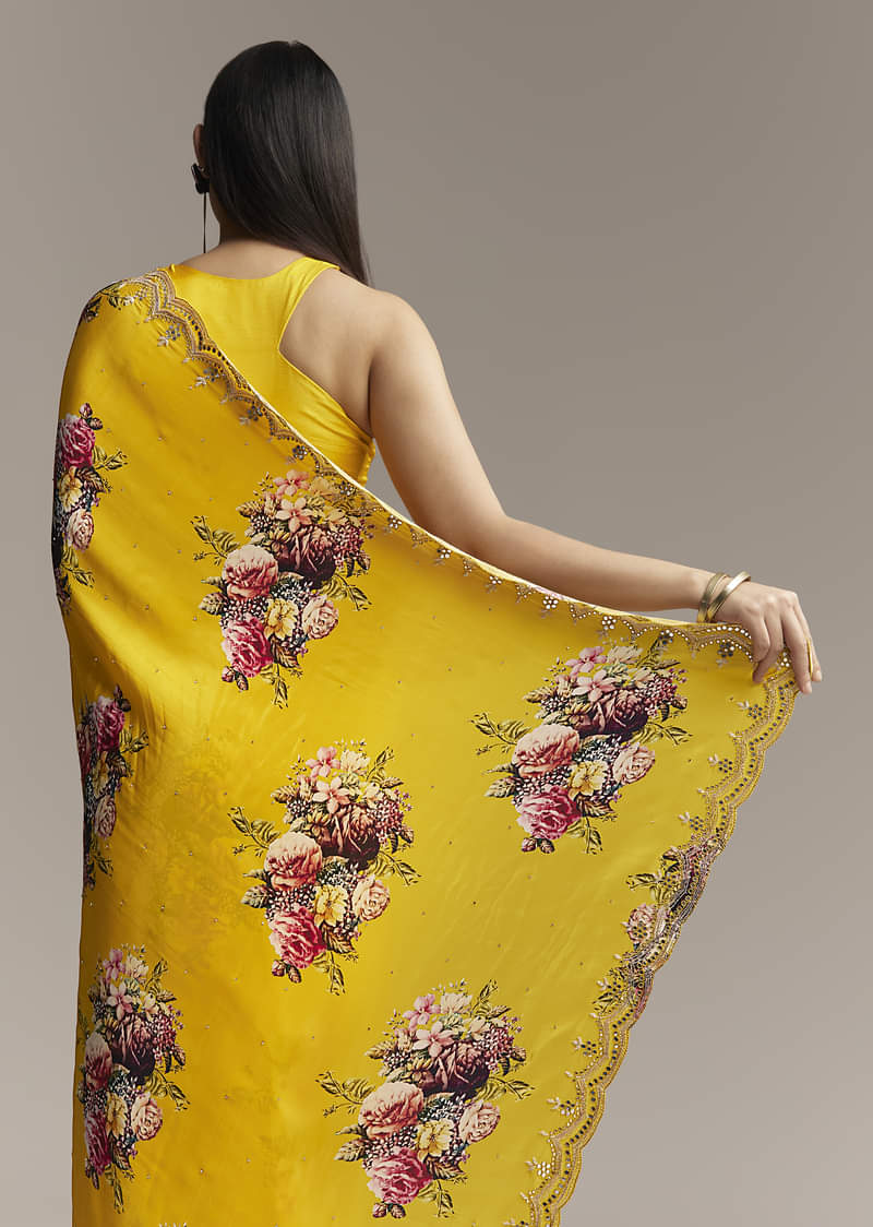 Mustard Crepe Saree With Floral Print And Mirror Border - Image 4