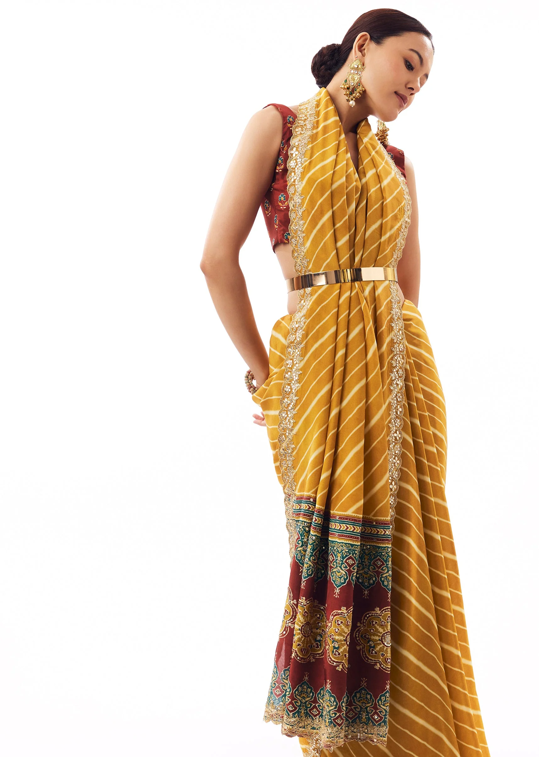 Mustard Lehariya Crepe Saree With Scalloped Gotta Work Border - Image 5