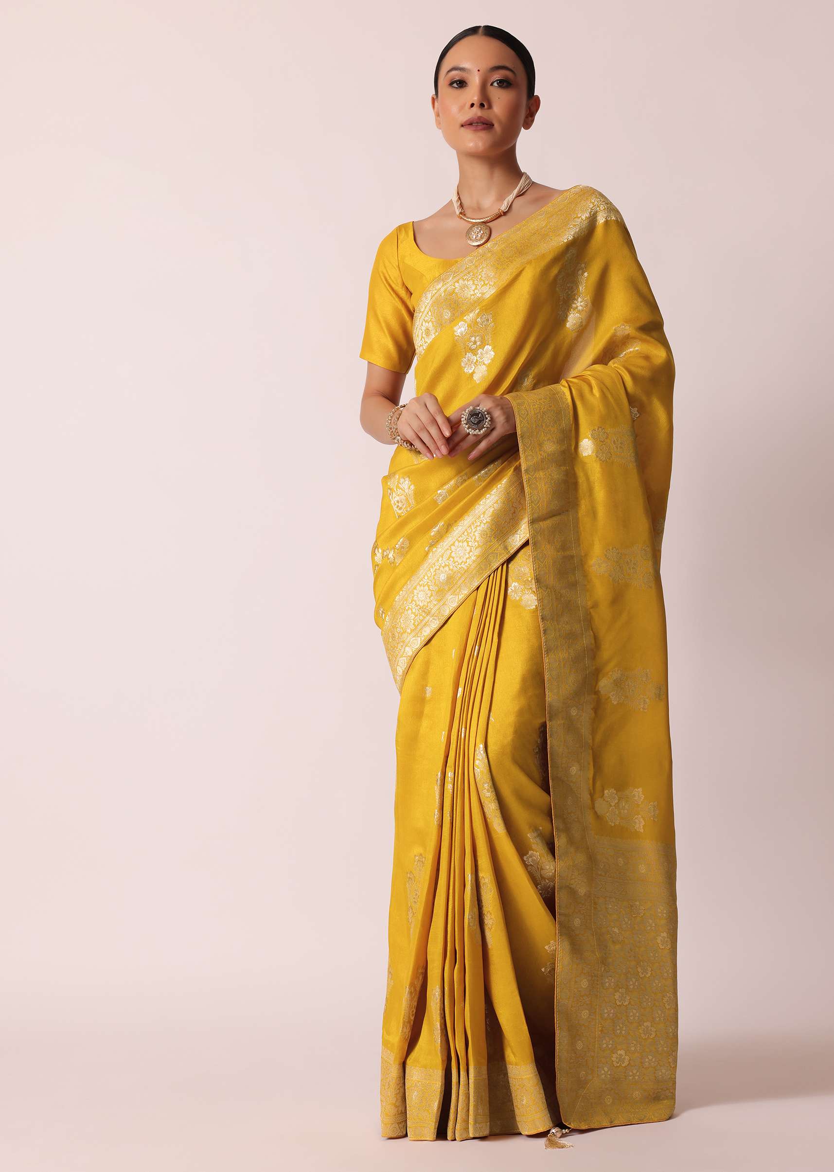 Mustard Yellow Banarasi Silk Saree With Zari Floral Motifs And Unstitched Blouse Piece - Image 3