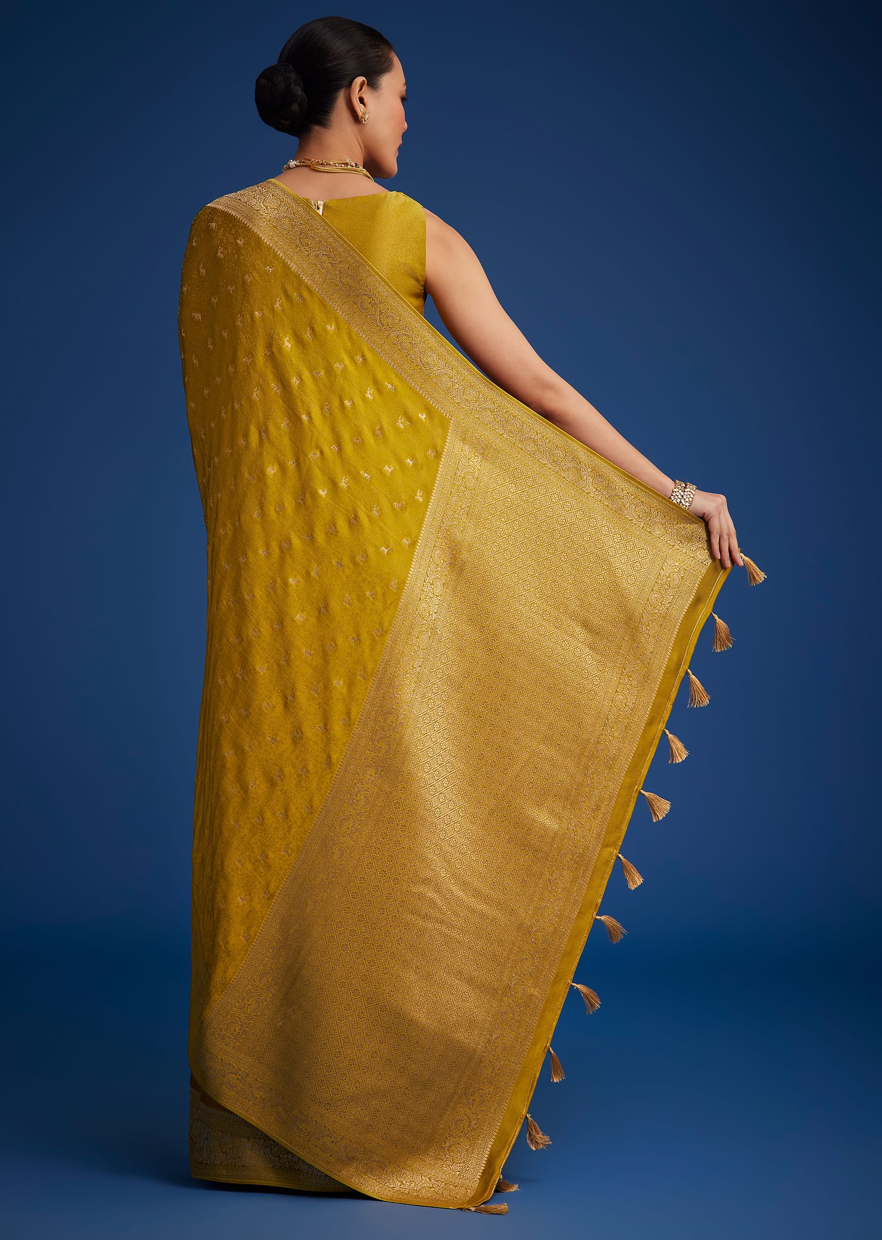Mustard Yellow Dola Silk Saree With Woven Patterns - Image 6