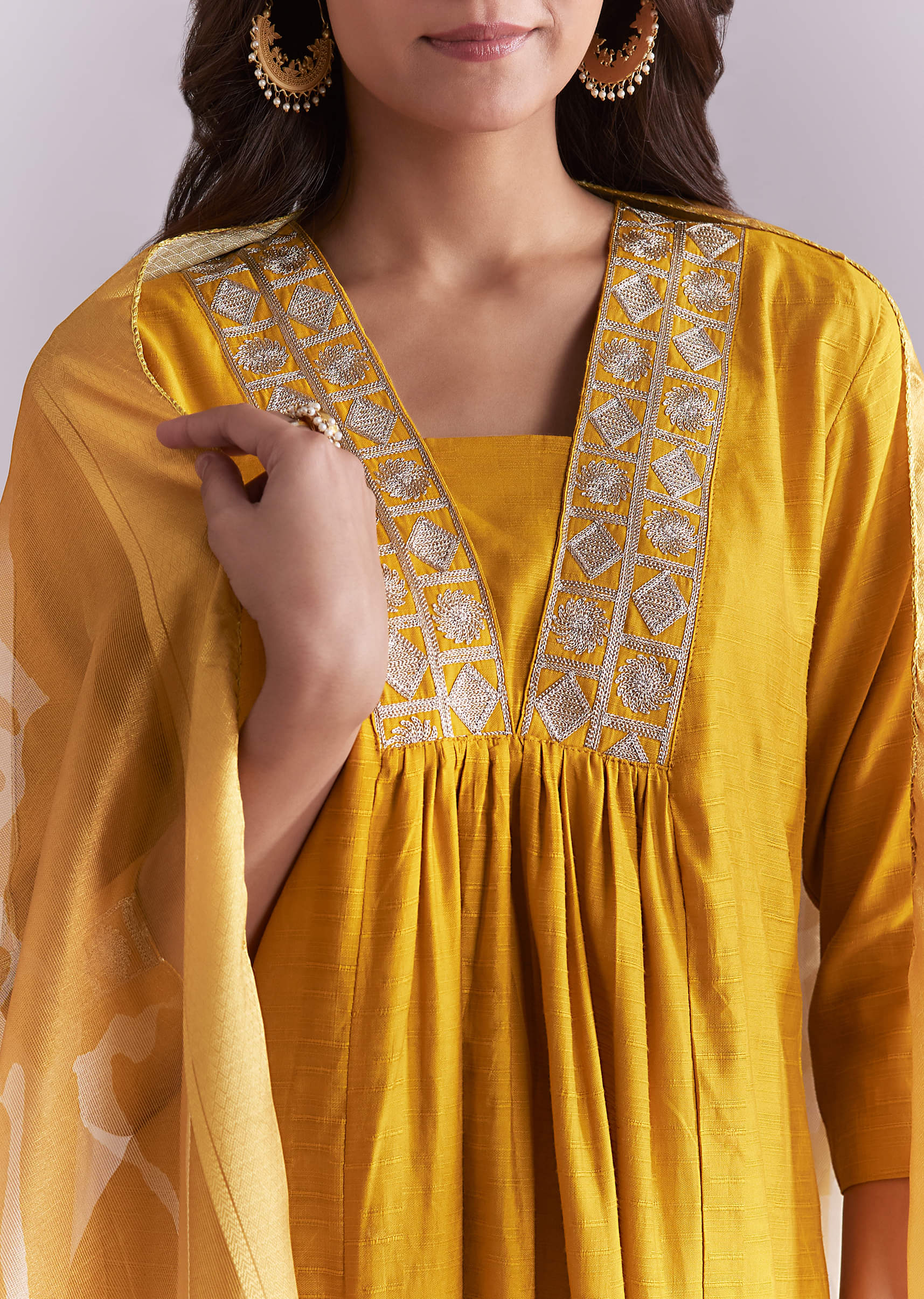 Mustard Yellow Silk Anarkali Suit With Zari Work And Floral Print Dupatta - Image 2