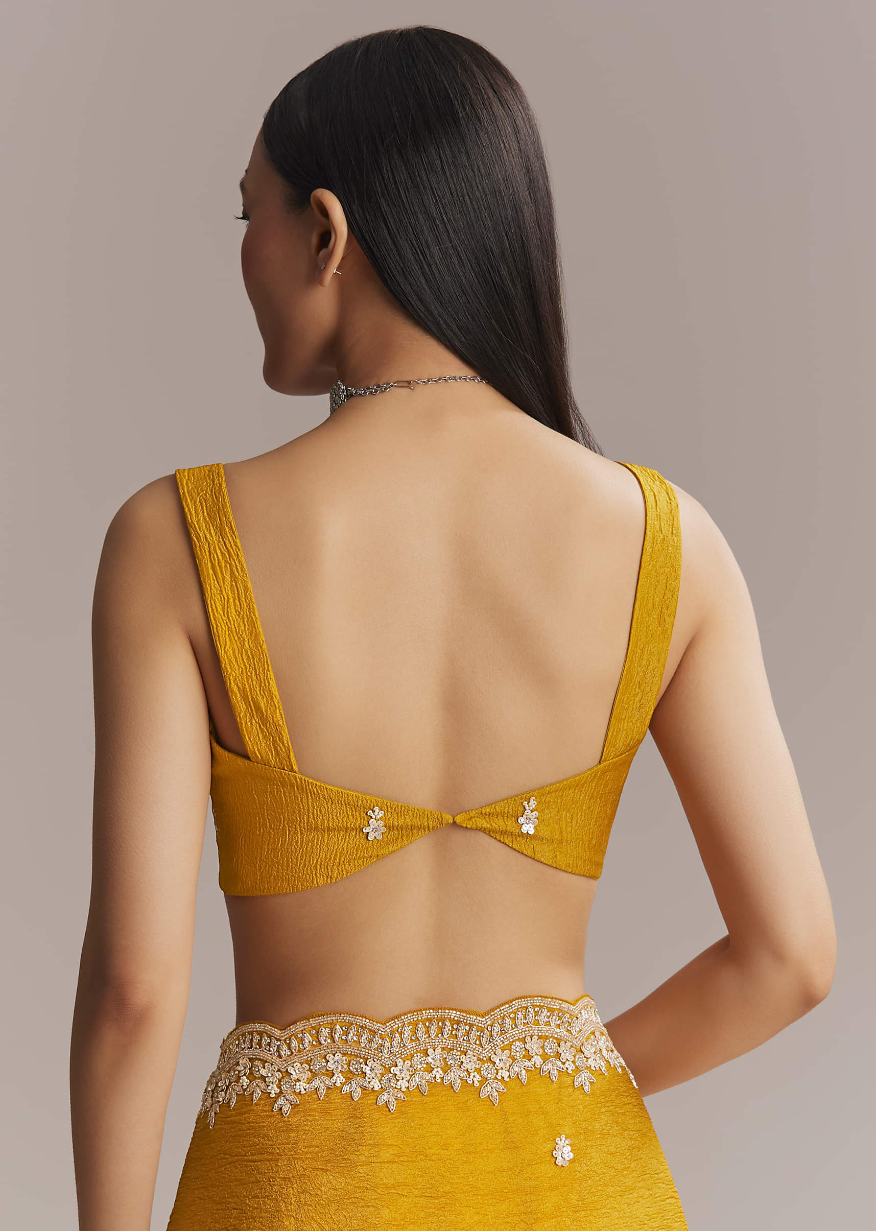 Mustard Yellow Tissue Saree With Scallop Border Embroidery - Image 7