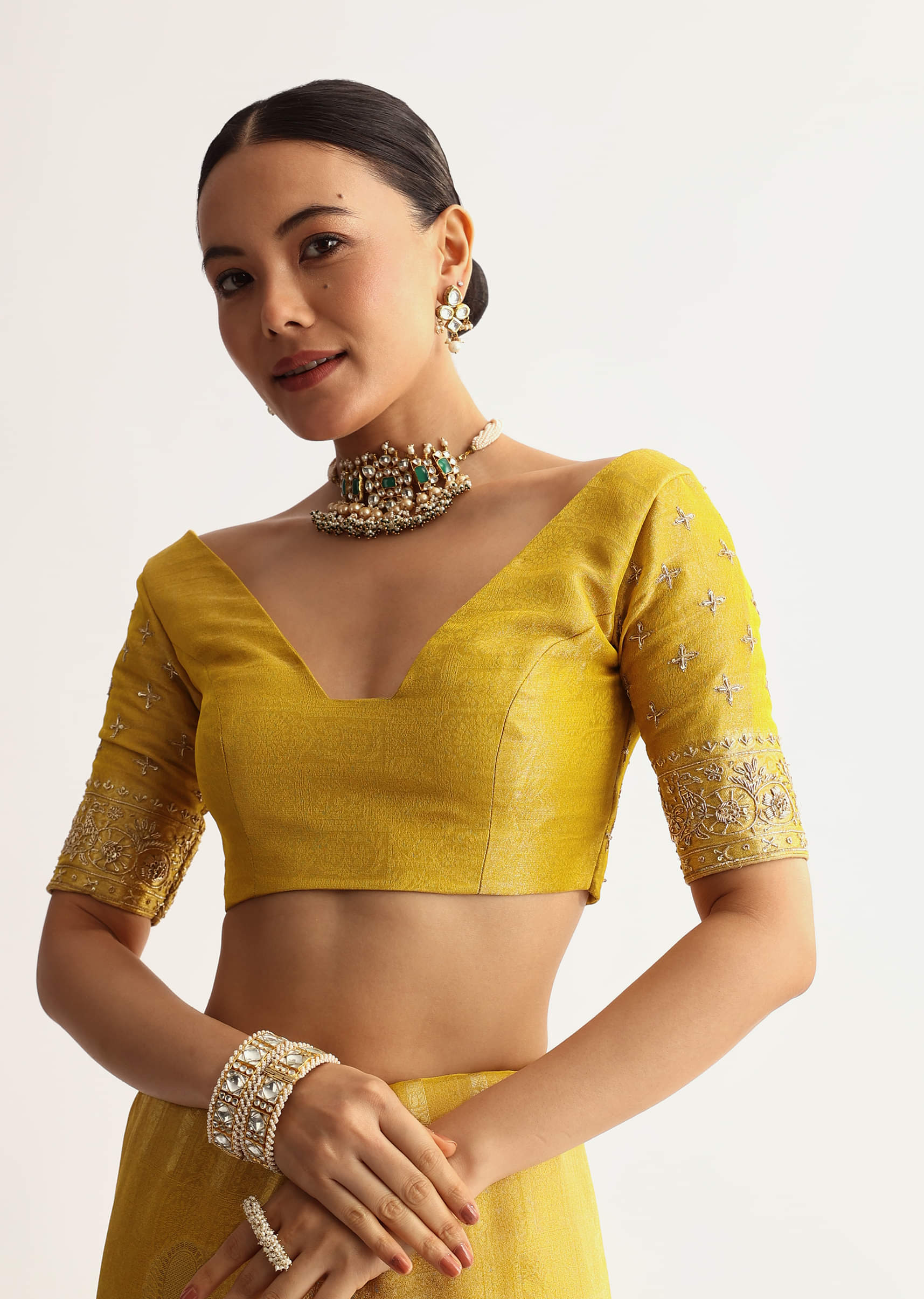 Musturd Yellow Silk Saree With Pallu And Border Embroidery - Image 7