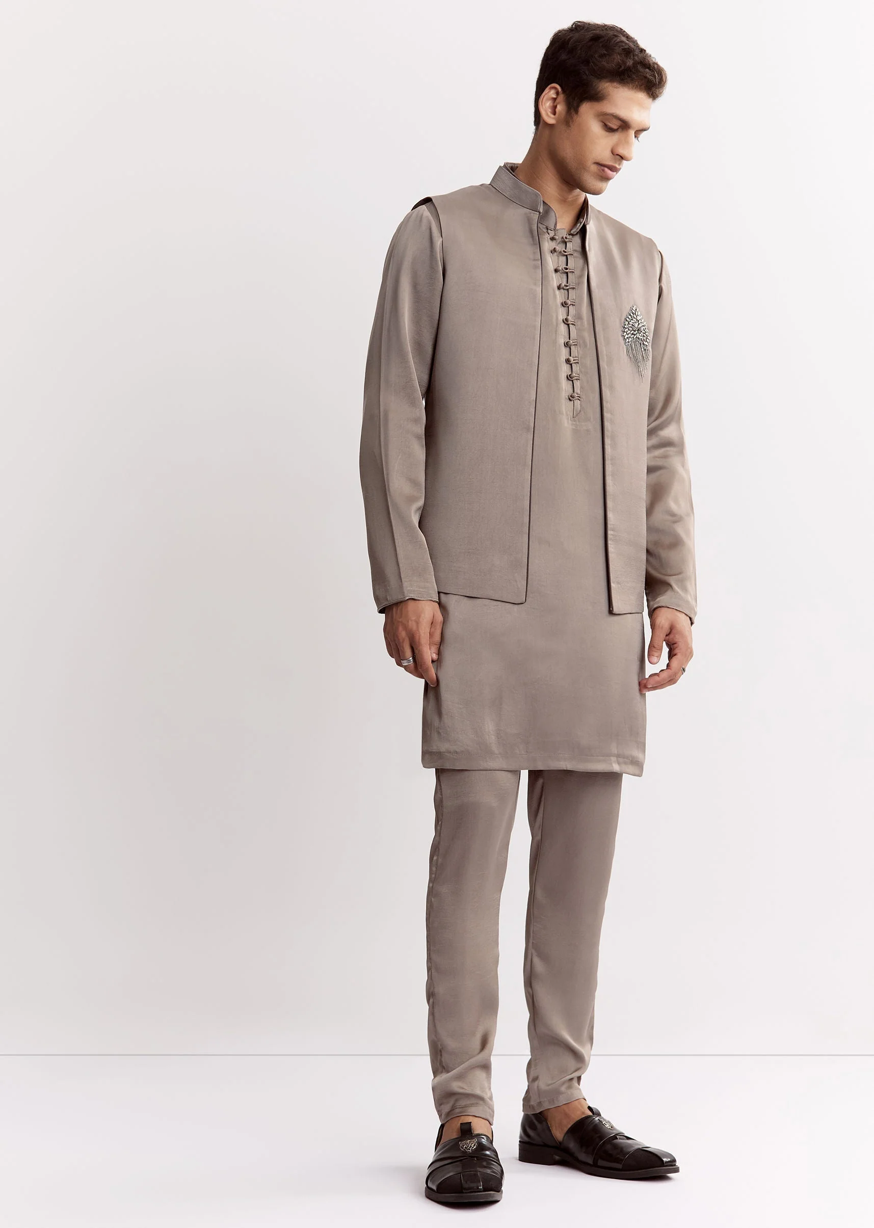 Natural Linen Kurta Jacket Set With Mandarin Collar - Image 4