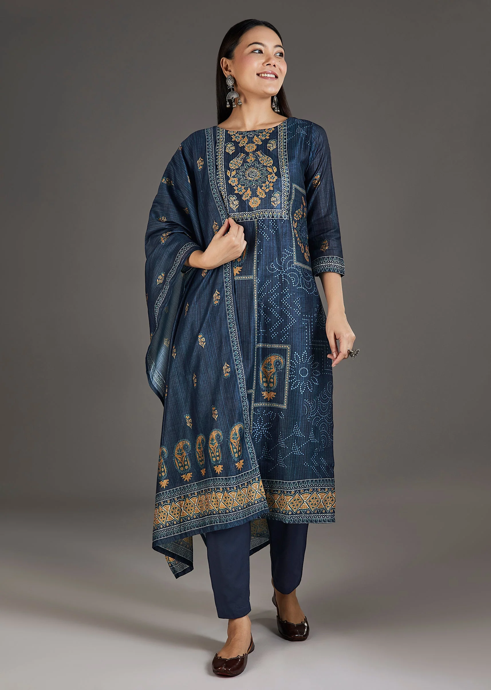 Navy Blue Chanderi Kurta Set With Zari Work