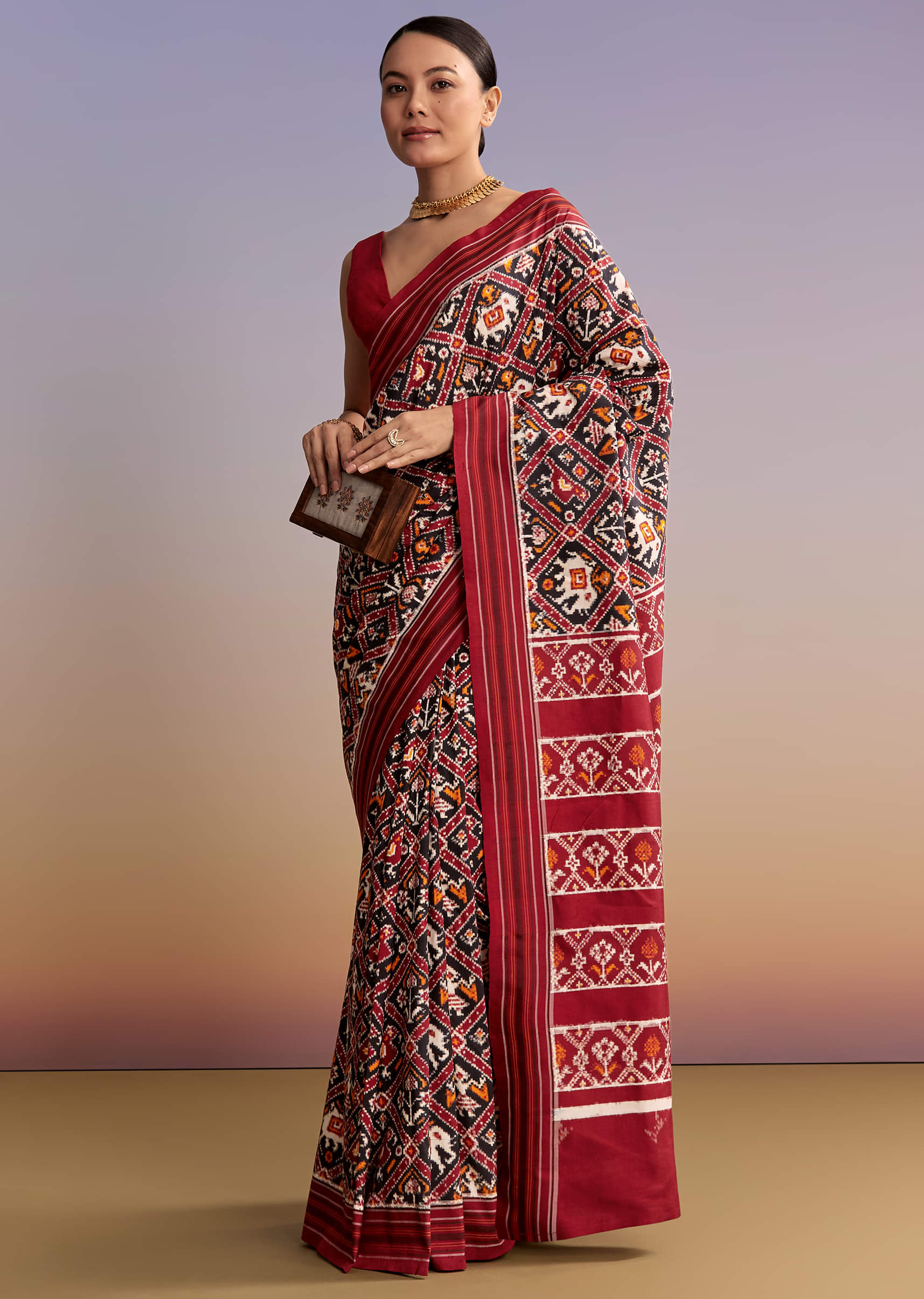 Navy Blue Silk Single Ikkat Handwoven Patola Saree With Animal Motifs - Image 10