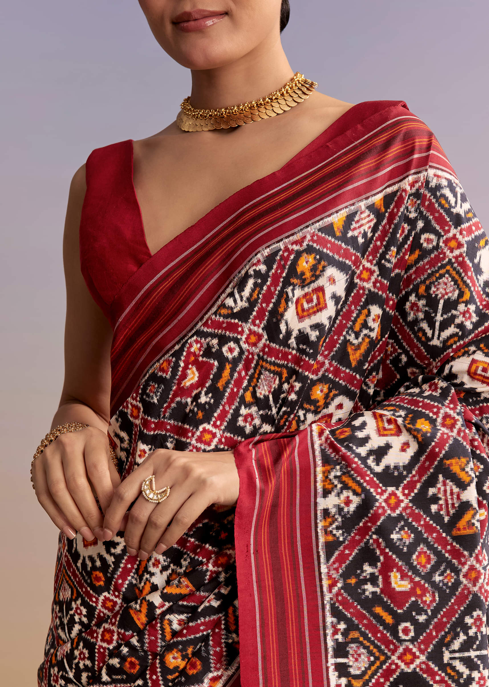 Navy Blue Silk Single Ikkat Handwoven Patola Saree With Animal Motifs - Image 2