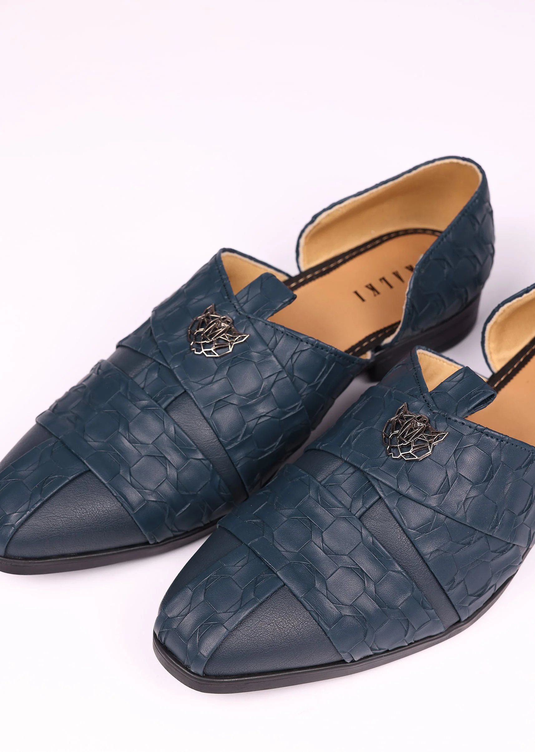Navy Blue Vegan Leather Jutti With Criss Cross Pattern - Image 4