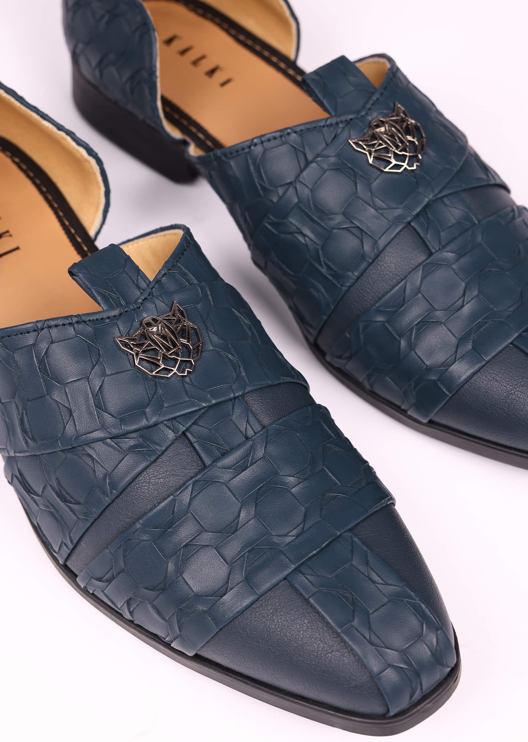 Navy Blue Vegan Leather Jutti With Criss Cross Pattern - Image 6