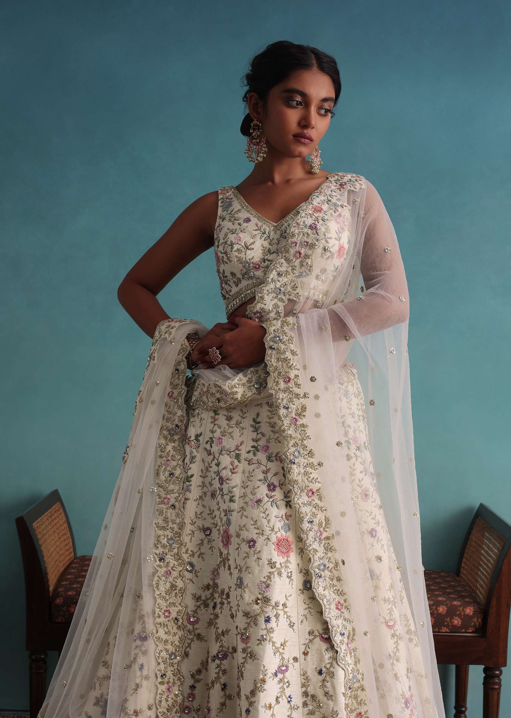 Off White 12 Kali Bridal Embroidered Lehenga In Raw Silk With Floral Handwork - Image 4