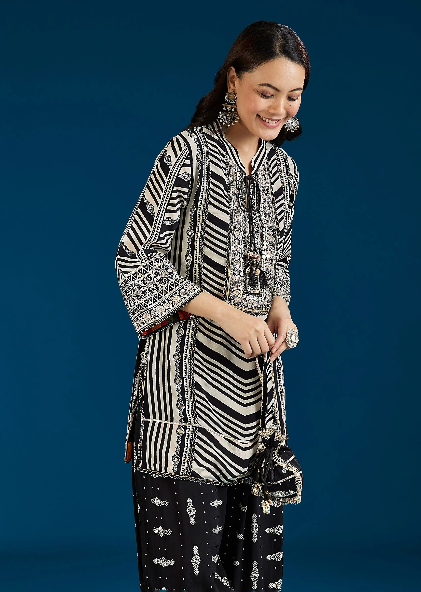 Off White And Black Striped Coord Set With Farshi Pant And Potli Bag - Image 4