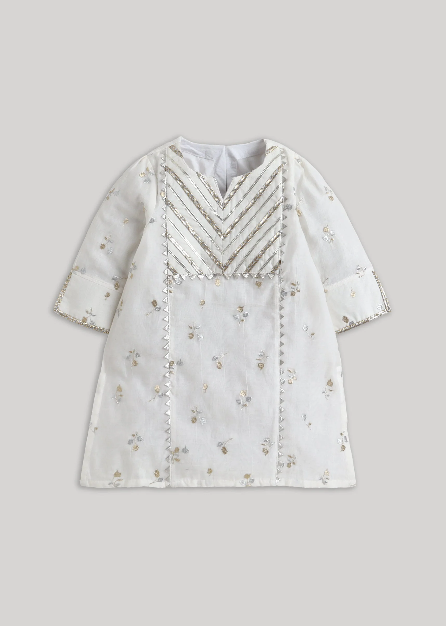 Off White And Gold Salwar Suit With Classic Resham Detailing - Image 2