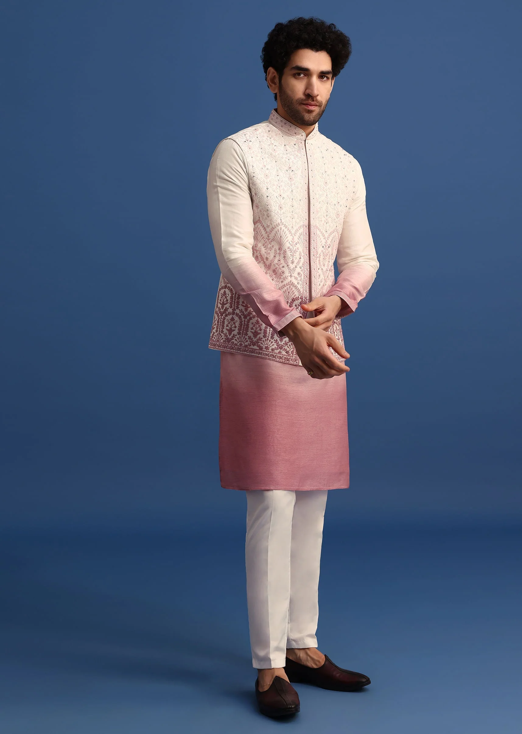 Off White And Pink Ombre Kurta Set With Mirror Work Jacket - Image 3