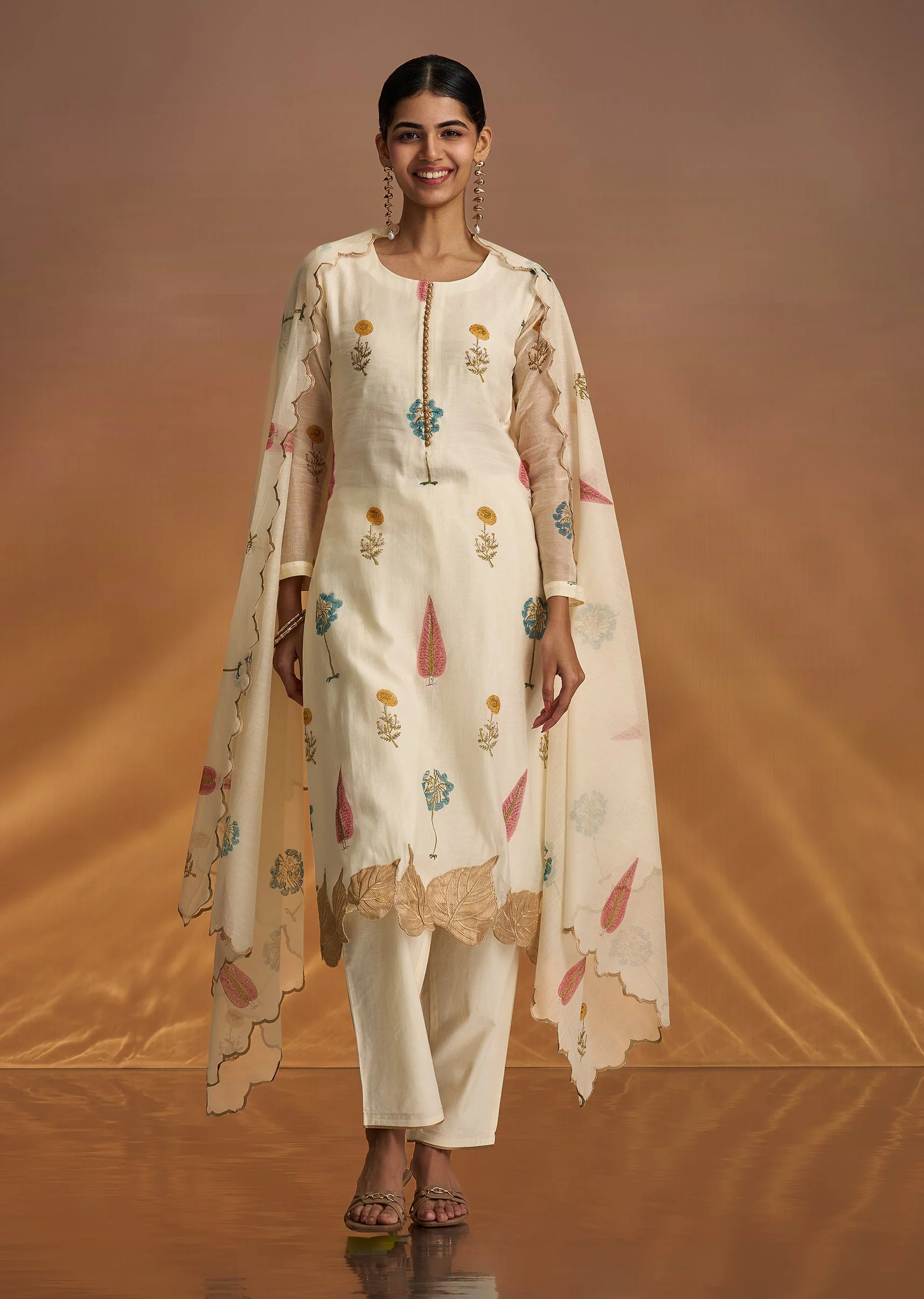 Off White Block Print Kurta And Dupatta Set In Mull Chanderi - Image 6